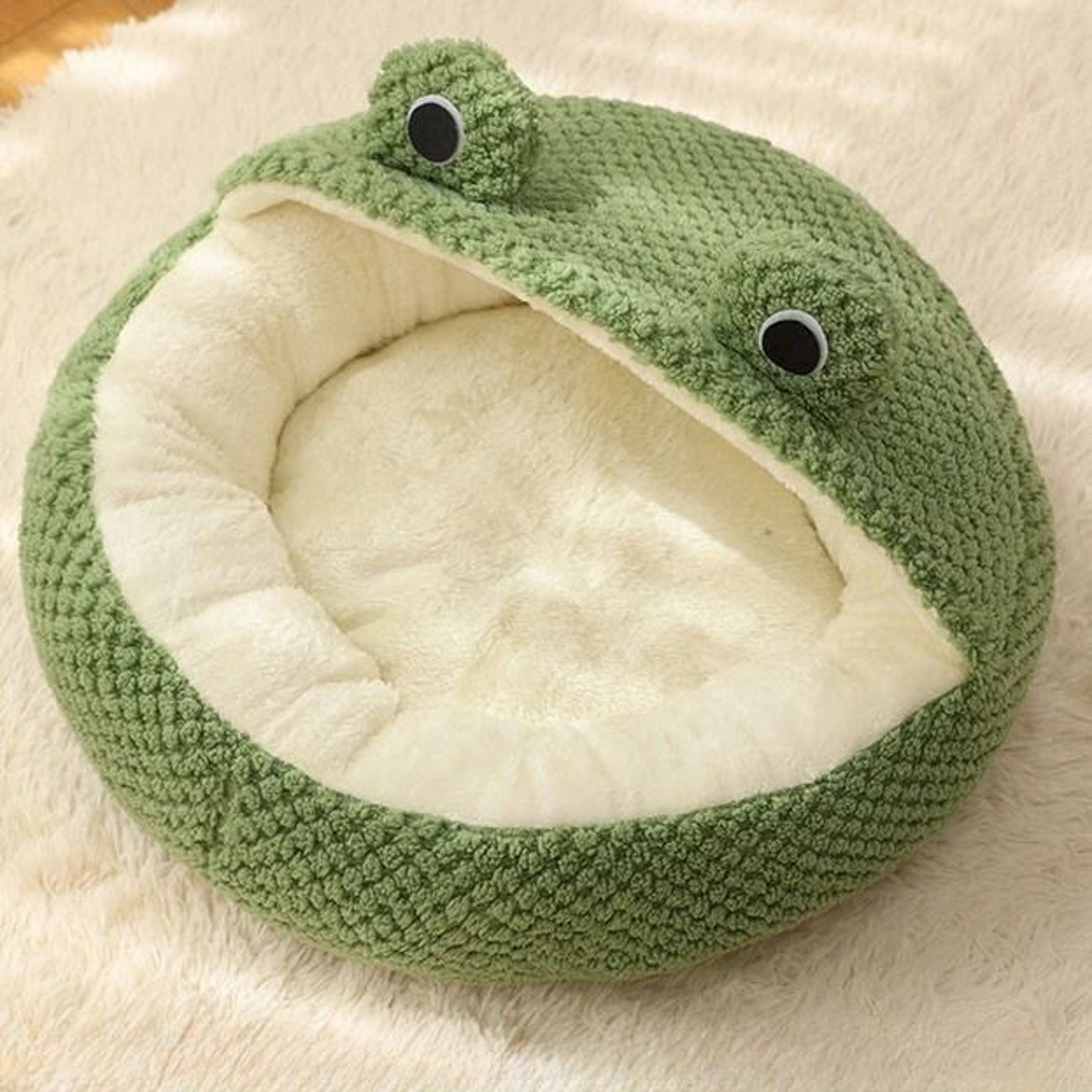 Plush Frog Shape Pet Nest  Winter Warm Dog  Cat Villa 4