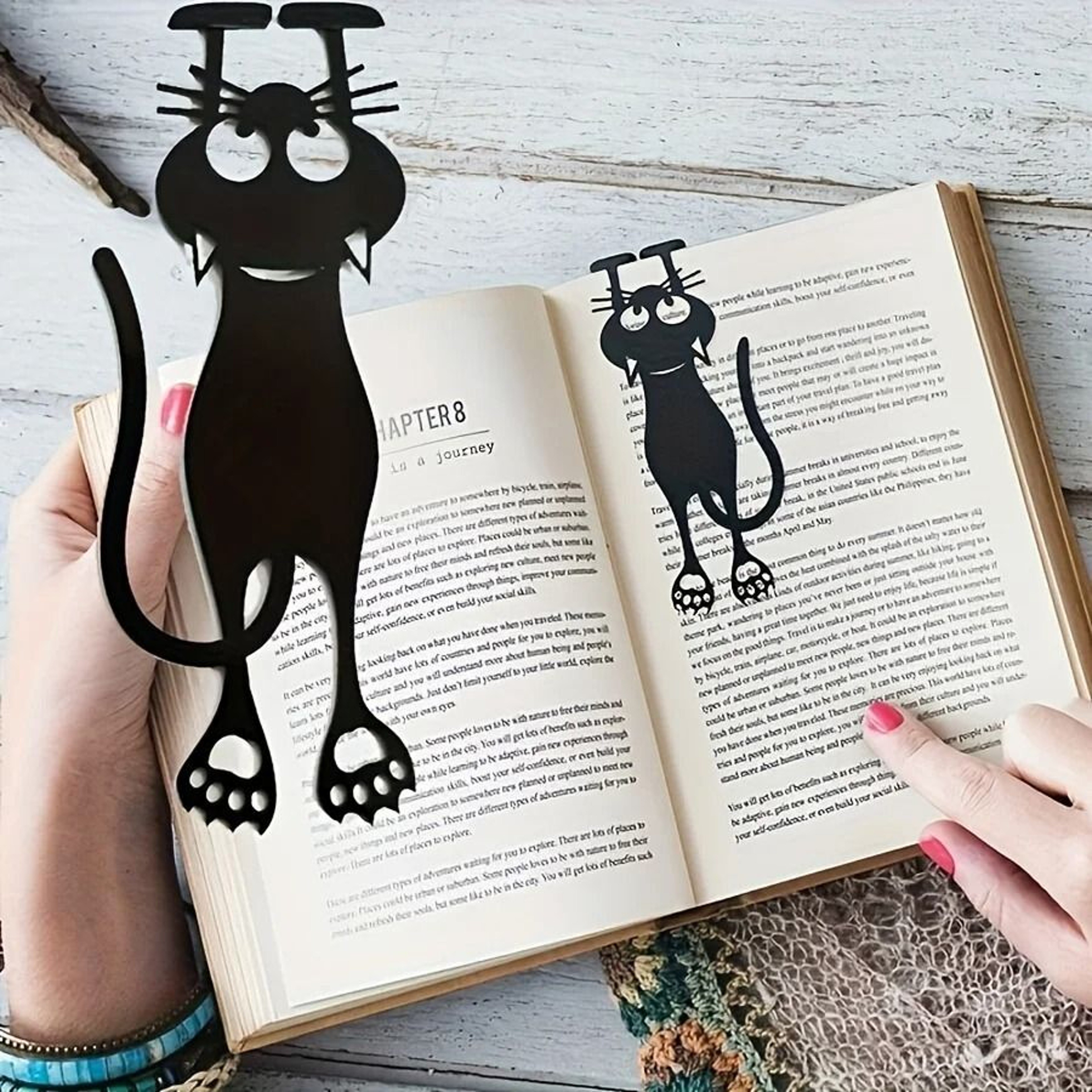 Creative Acrylic HollowedOut Bookmark  Black Kitten Hanging Design For Reading Lovers 0