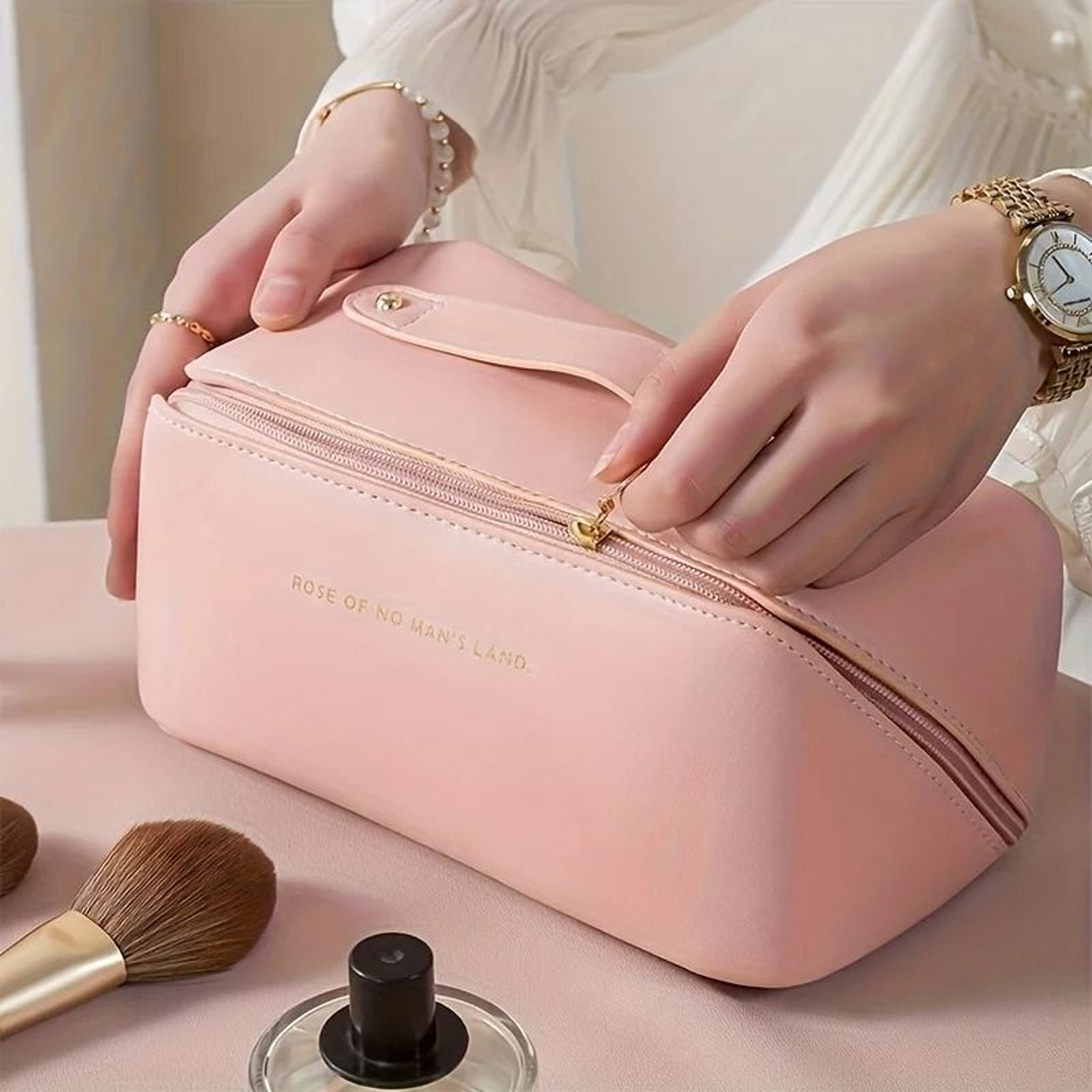 Luxury Lady Cosmetic Bag  Travel Makeup Organizer  Toiletry Kit 2