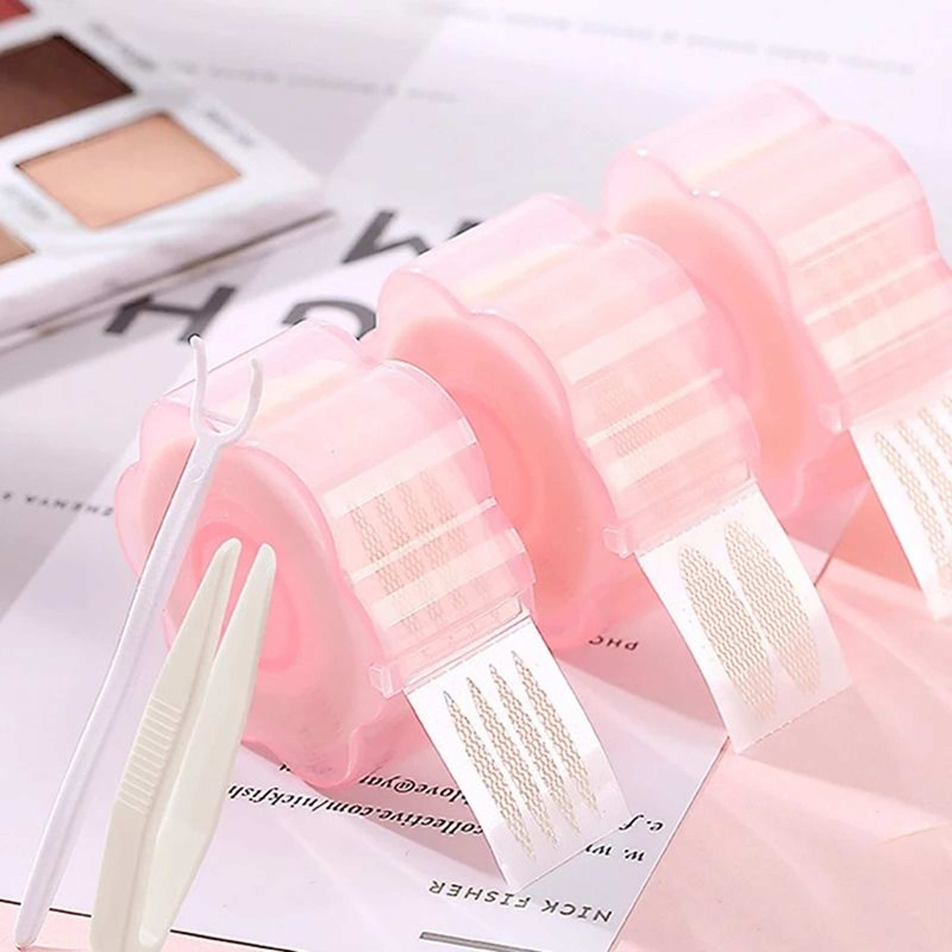 360pcs Invisible Mesh Eyelid Tape  WaterActivated Lace Beauty Tool For Big Eyes 0