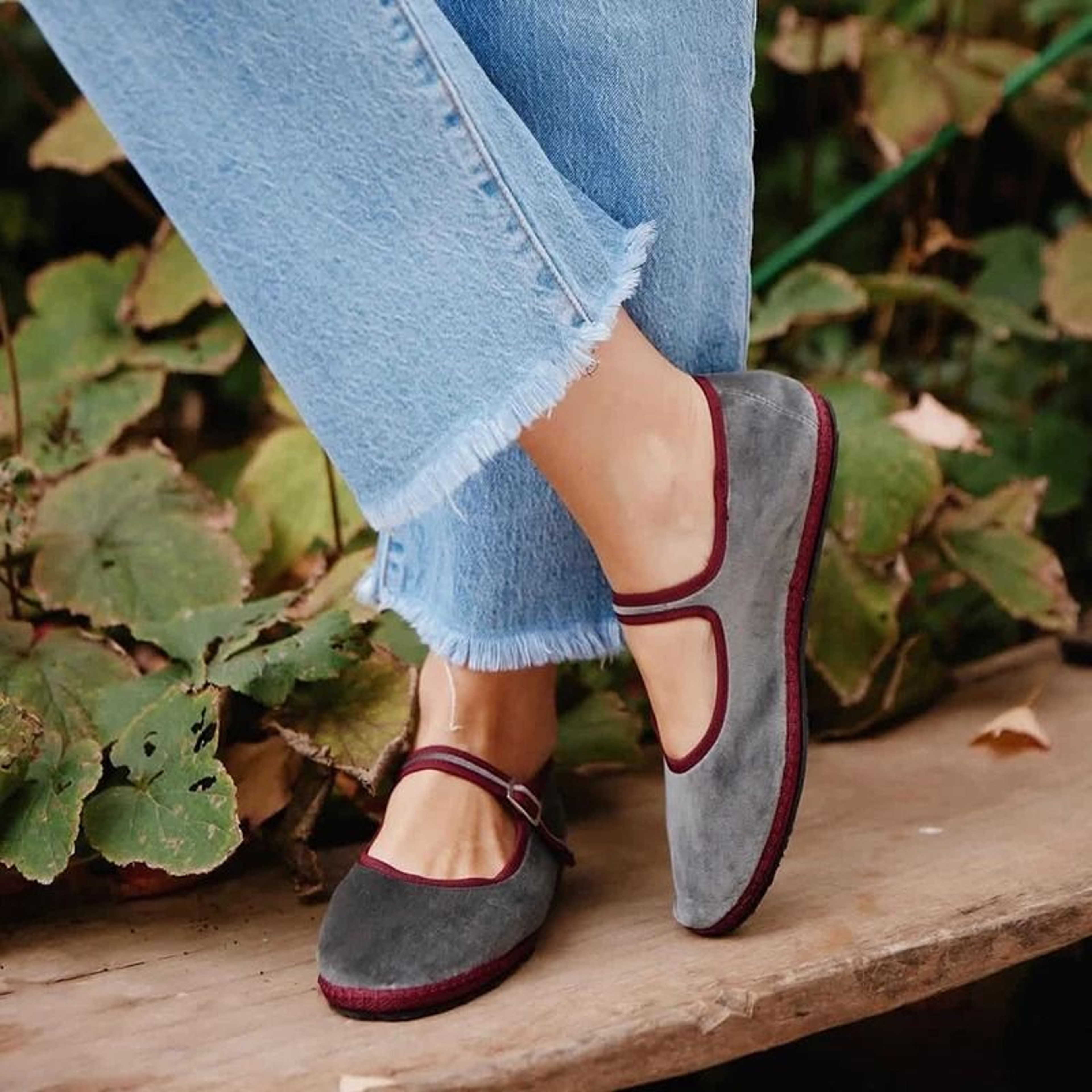 Vintage HandStitched Velvet Mary Jane Flats 1