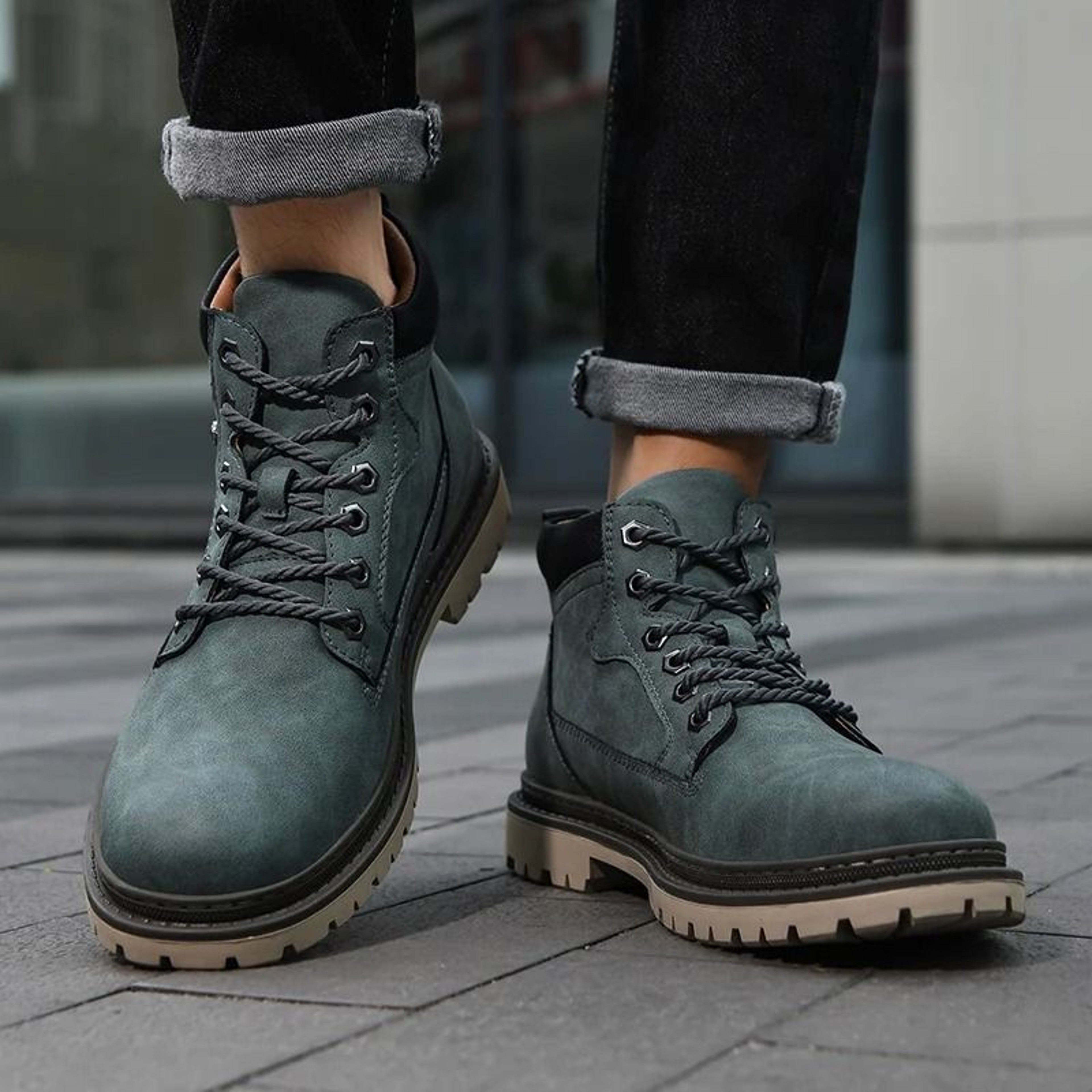 Handmade Leather Outdoor Hiking Boots 3