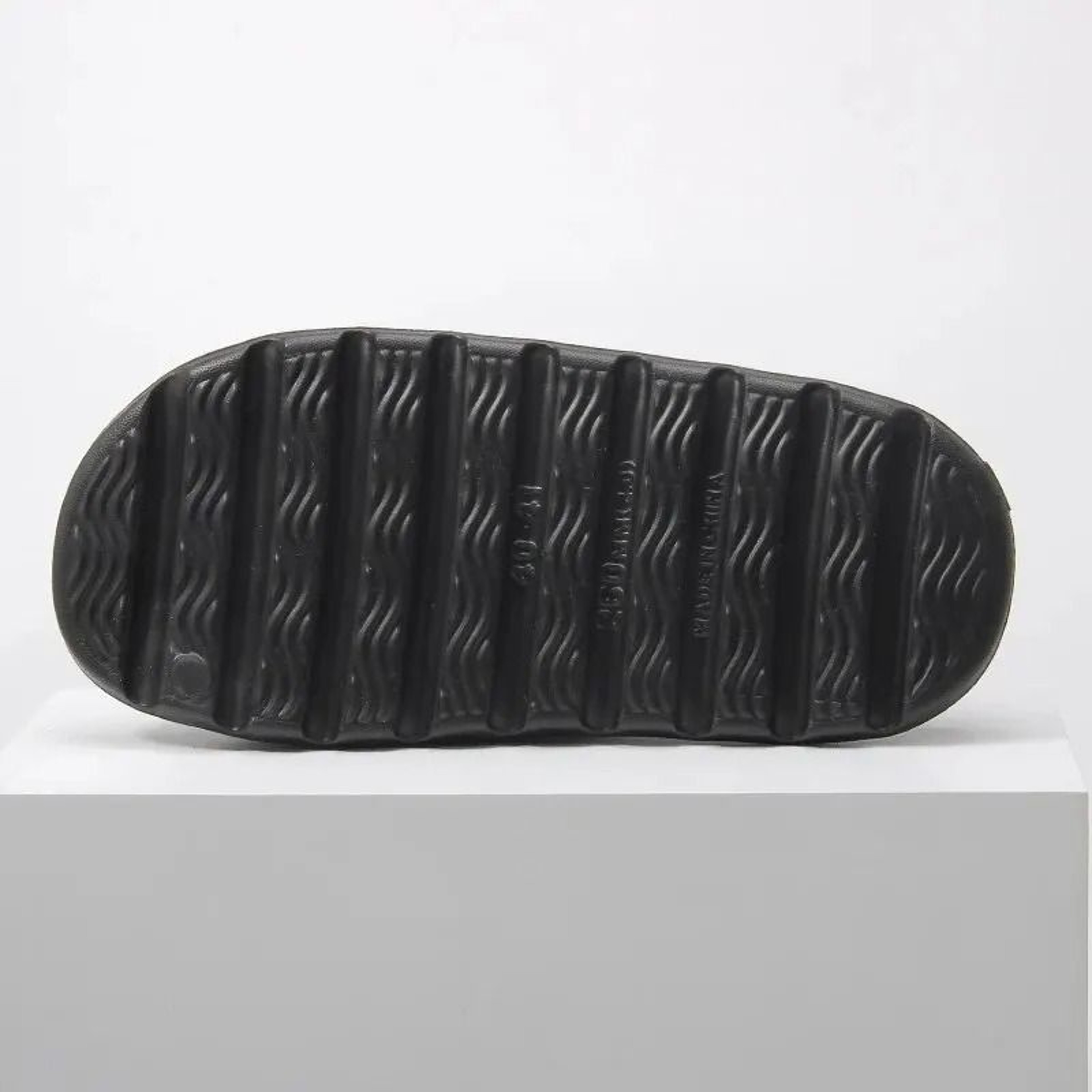 CloudComfort ThickSoled Coconut Slippers 1
