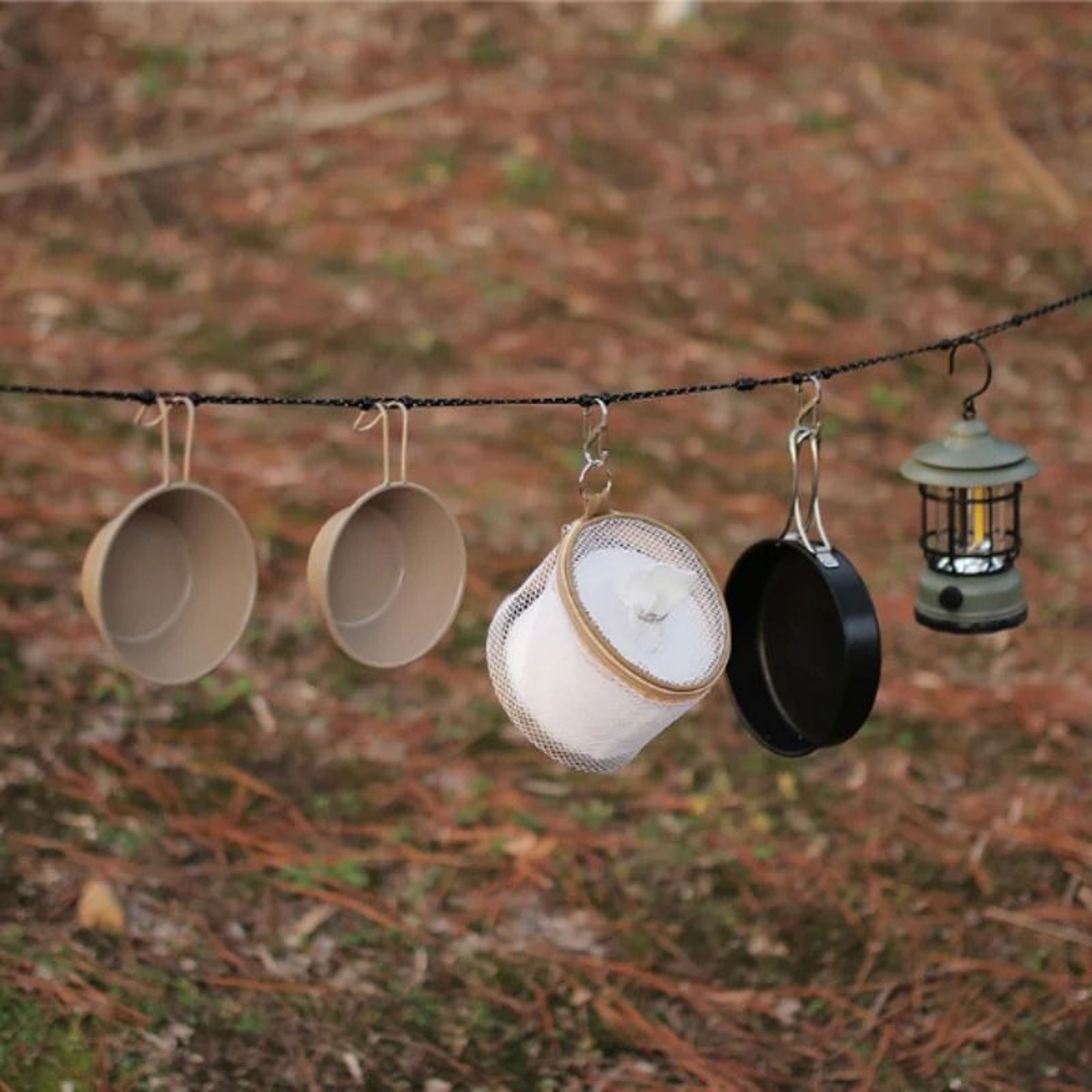 HeavyDuty Stretch Camping Clothesline 5
