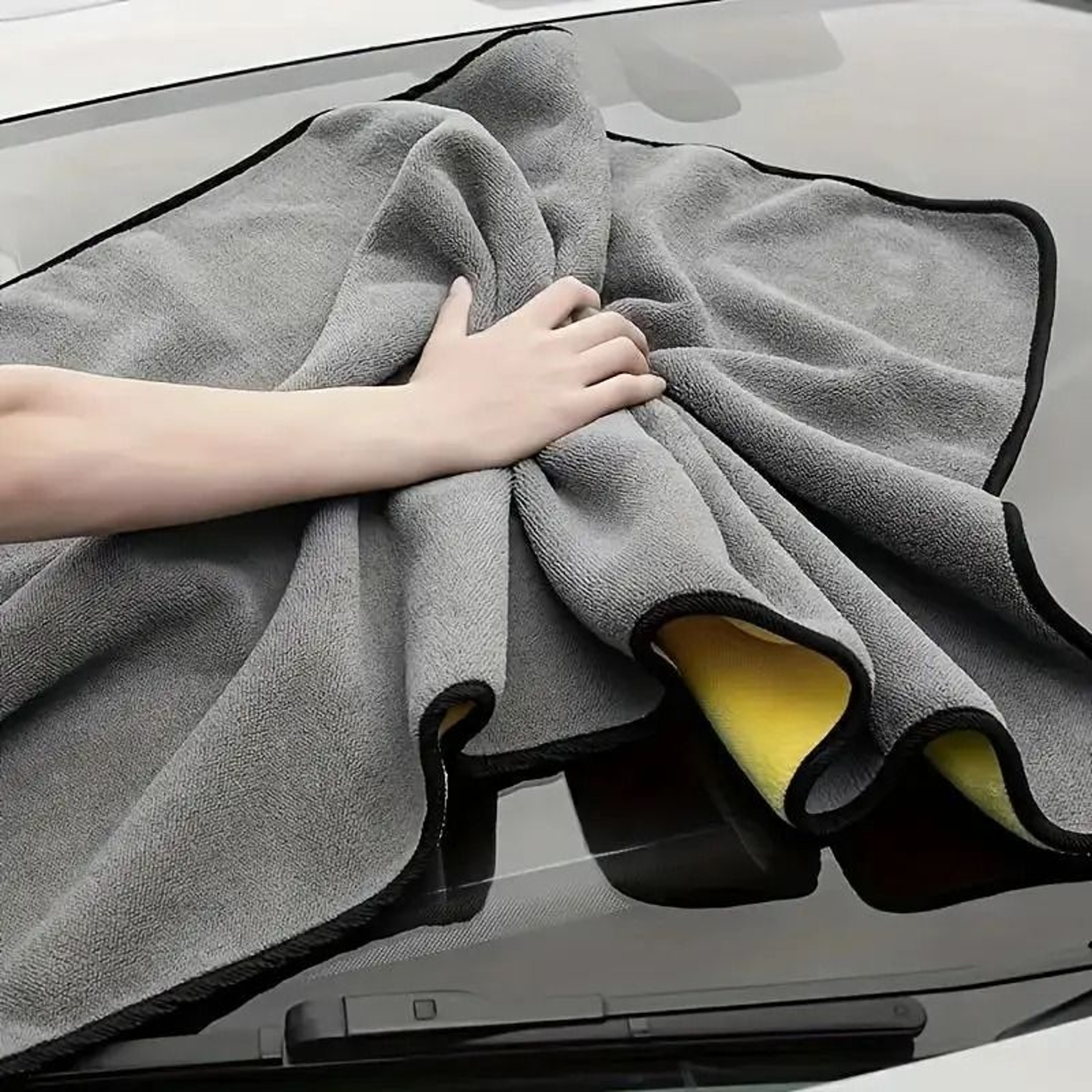 Premium Super Absorbent Microfiber Towel  Extra Large QuickDry Car  Truck Cleaning Cloth 1