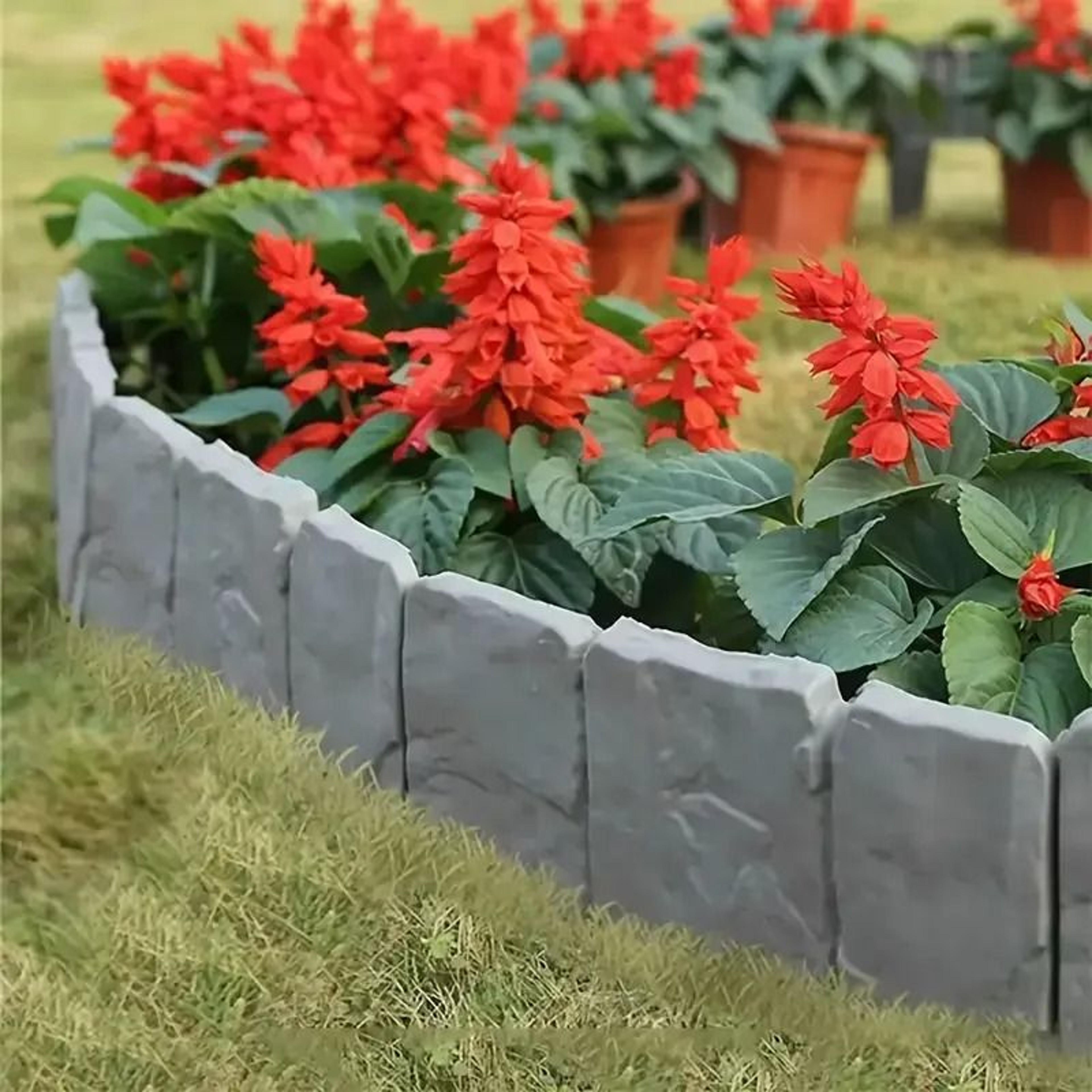 Foldable Plastic Garden Fence  Versatile Landscape Border  Outdoor Divider 1