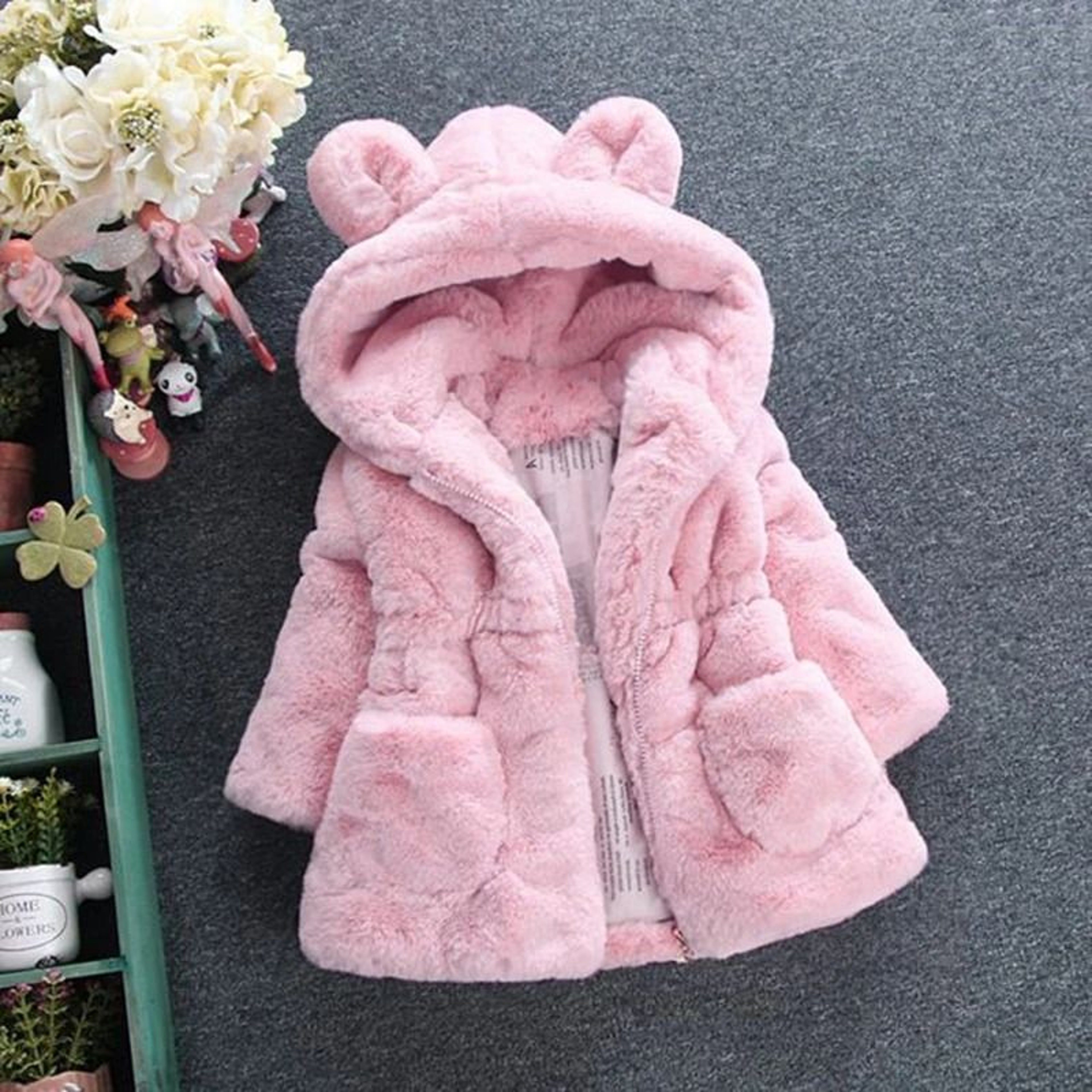 Cozy Petal Faux Fur Hooded Jacket  Plush Winter Parka For Toddlers  Girls 4