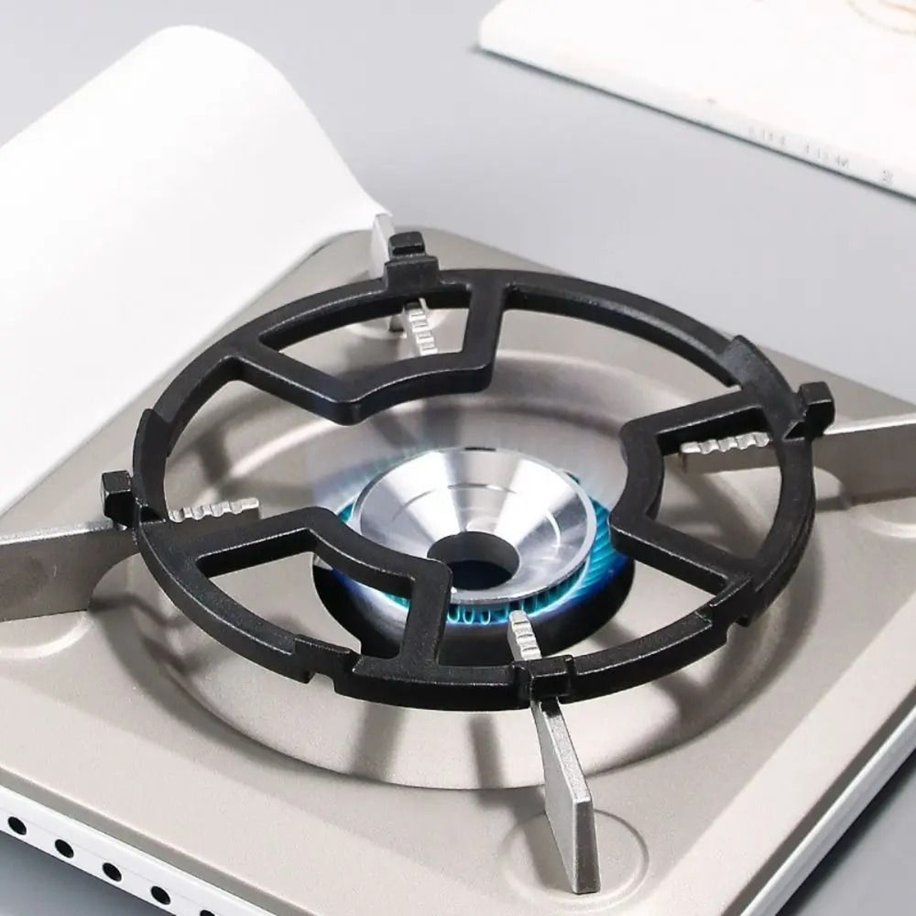 EnergySaving Universal Gas Hob Windshield  HeavyDuty AntiSlip Cast Iron Cover 3