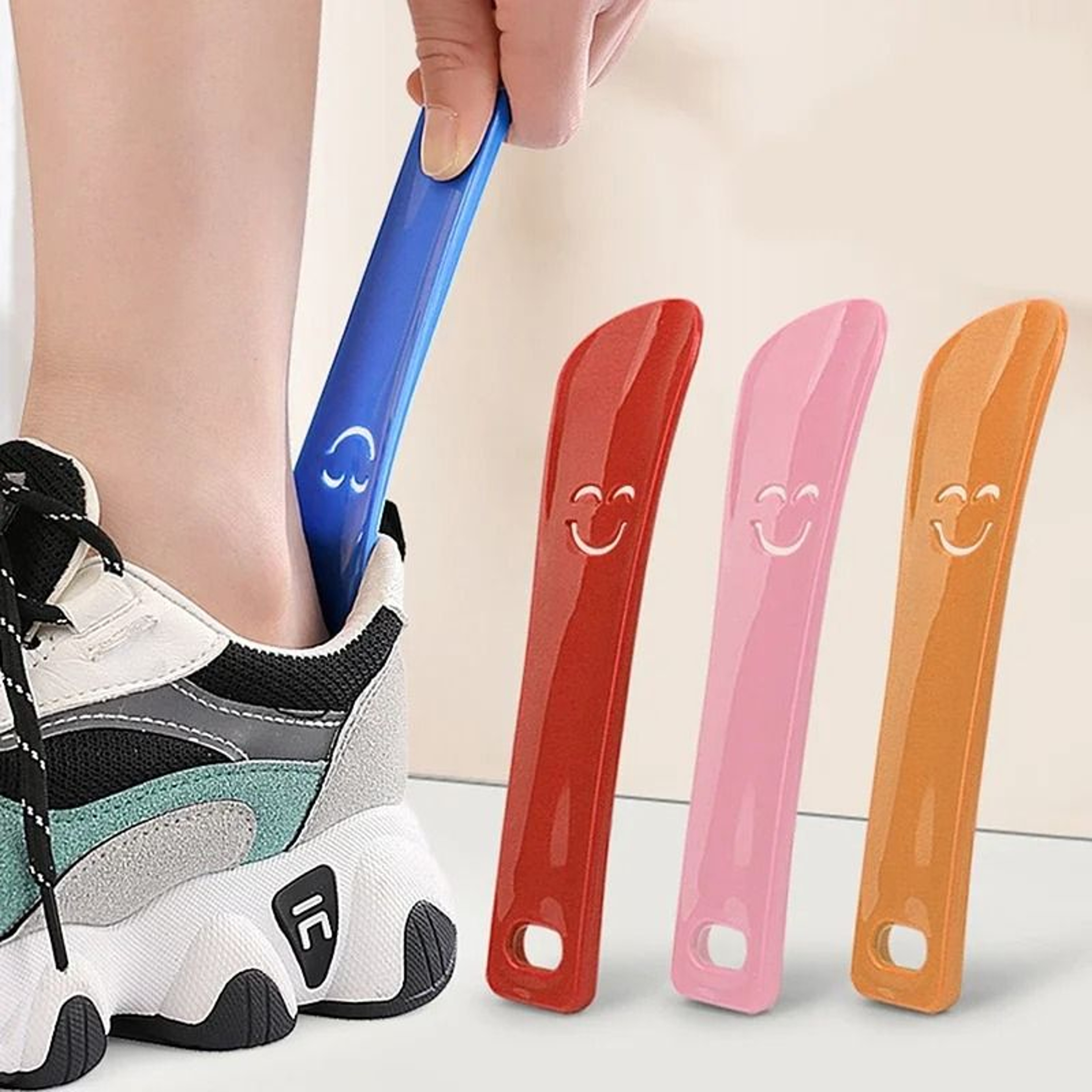 6Inch Travel Shoe Horn  Portable Flexible Shoe Lifter  Heel Protector 0