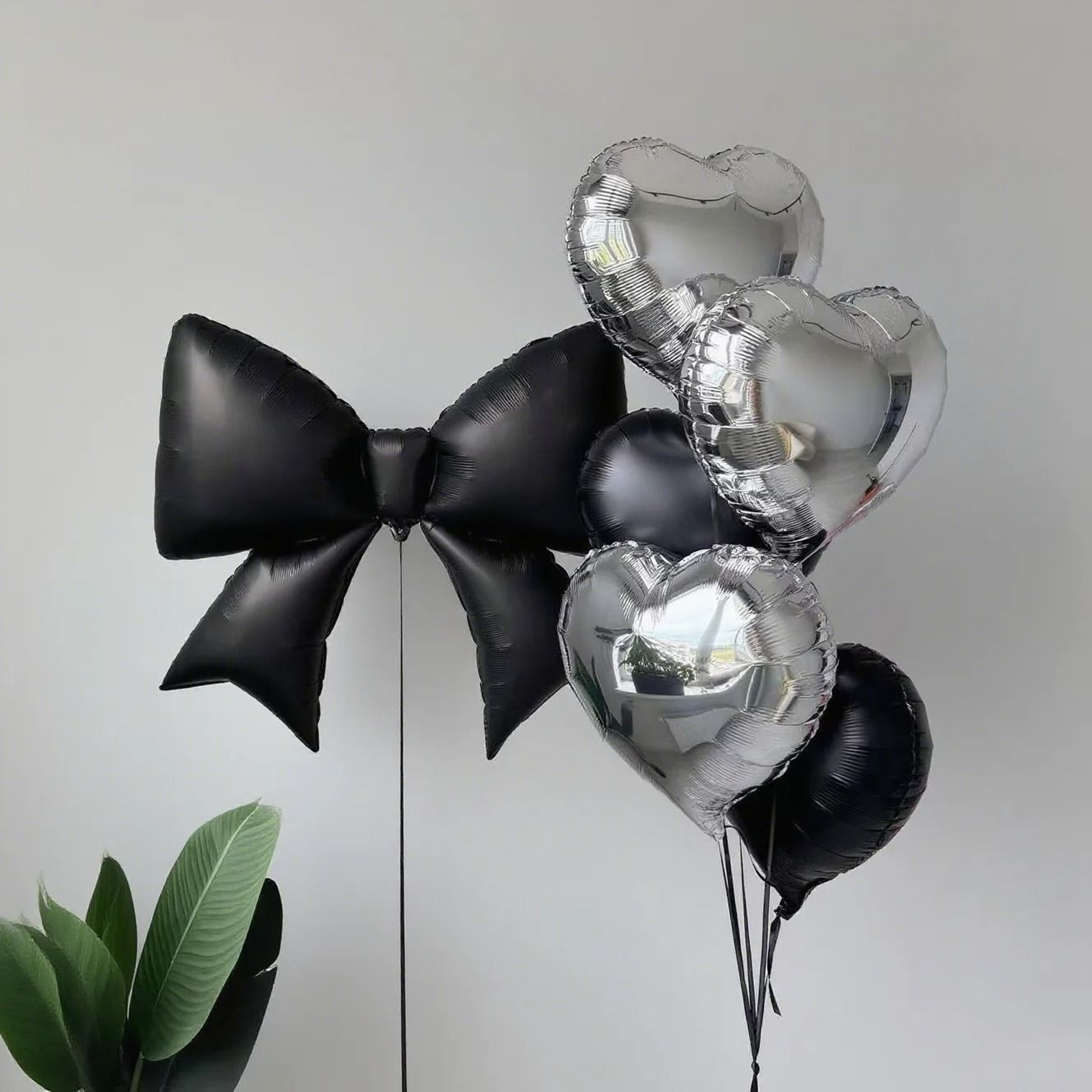 Bow Love Set Black Bows  Silver Hearts Decor 0
