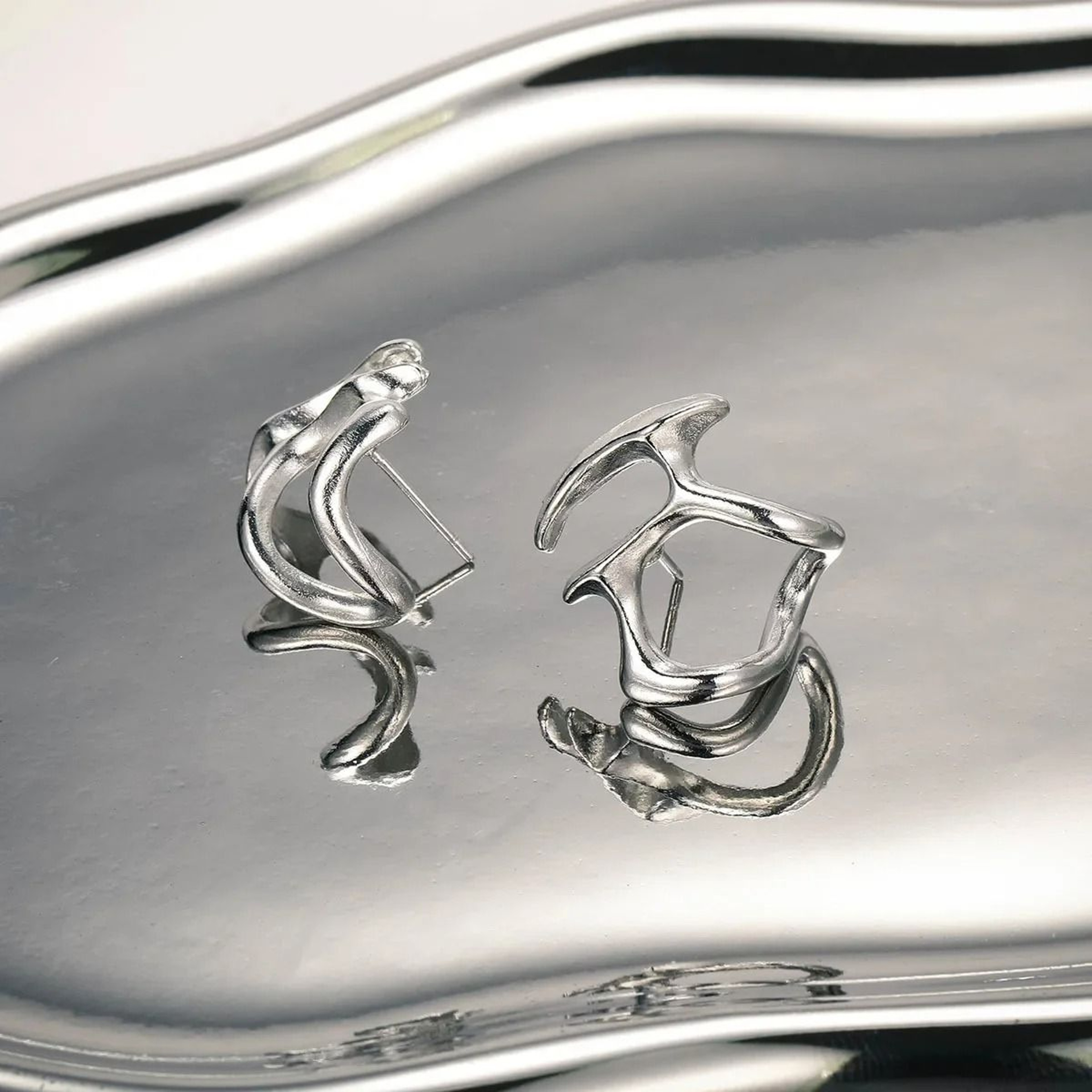 Punk Irregular Liquid Metal Ear Clips 2