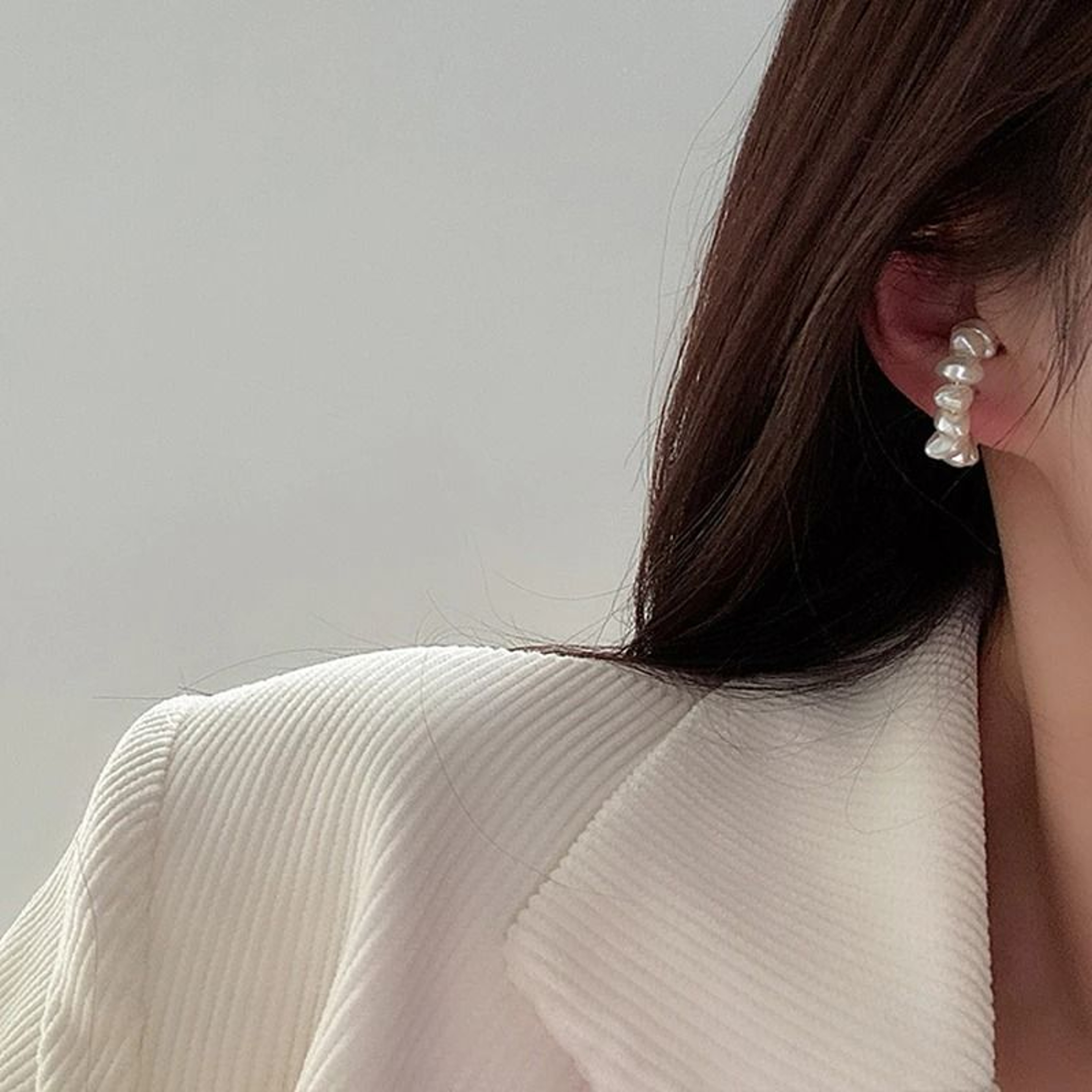 Irregular Pearl Ear Clip  Fake Piercing Cuff 1