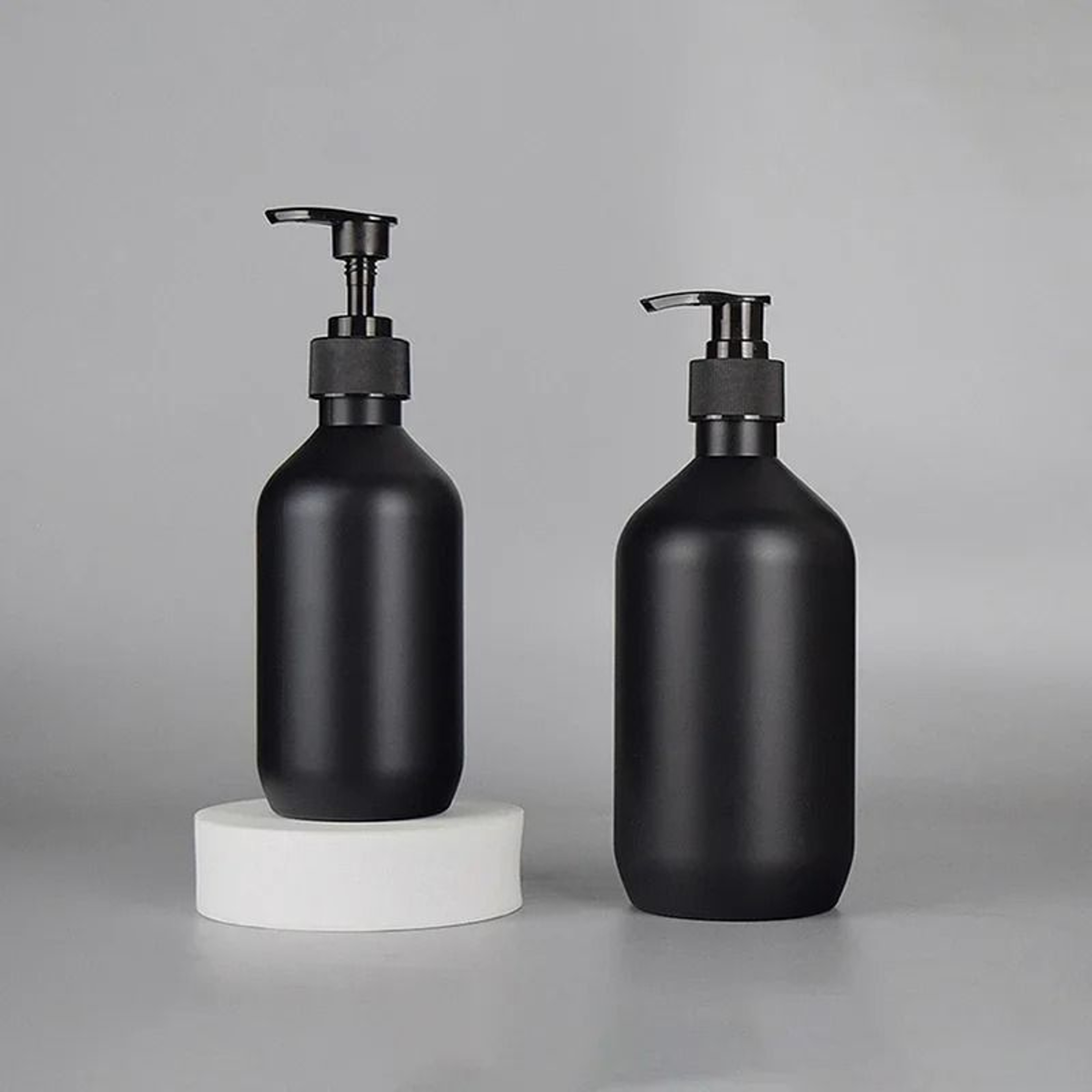 Matte Black Luxury Soap And Shampoo Dispenser  Refillable HighCapacity Bathroom Pump For Modern Hom 0