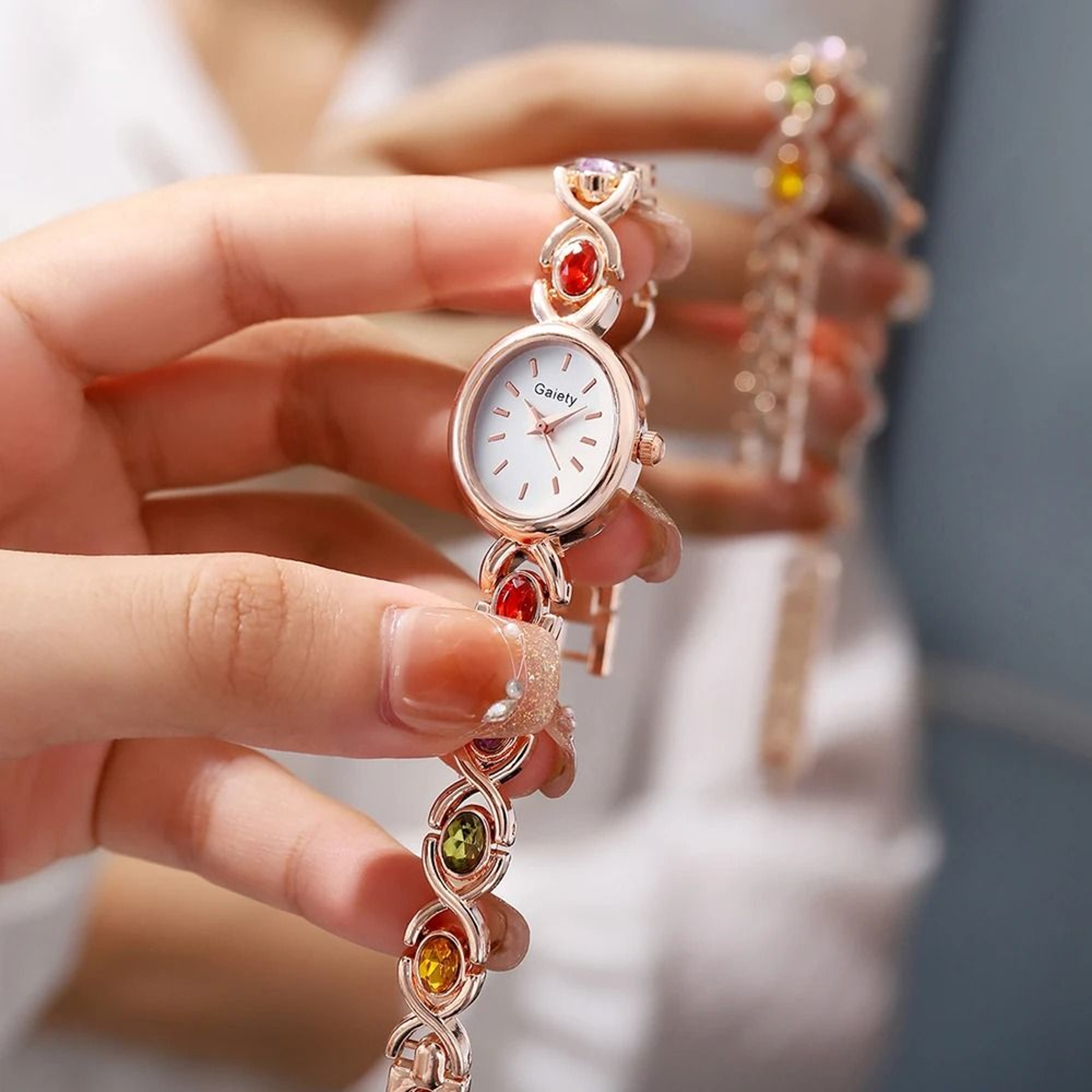 Elegant Oval Rhinestone Temperament Watch  Retro Luxury Quartz Wristwatch For Ladies Fashion And Da 5