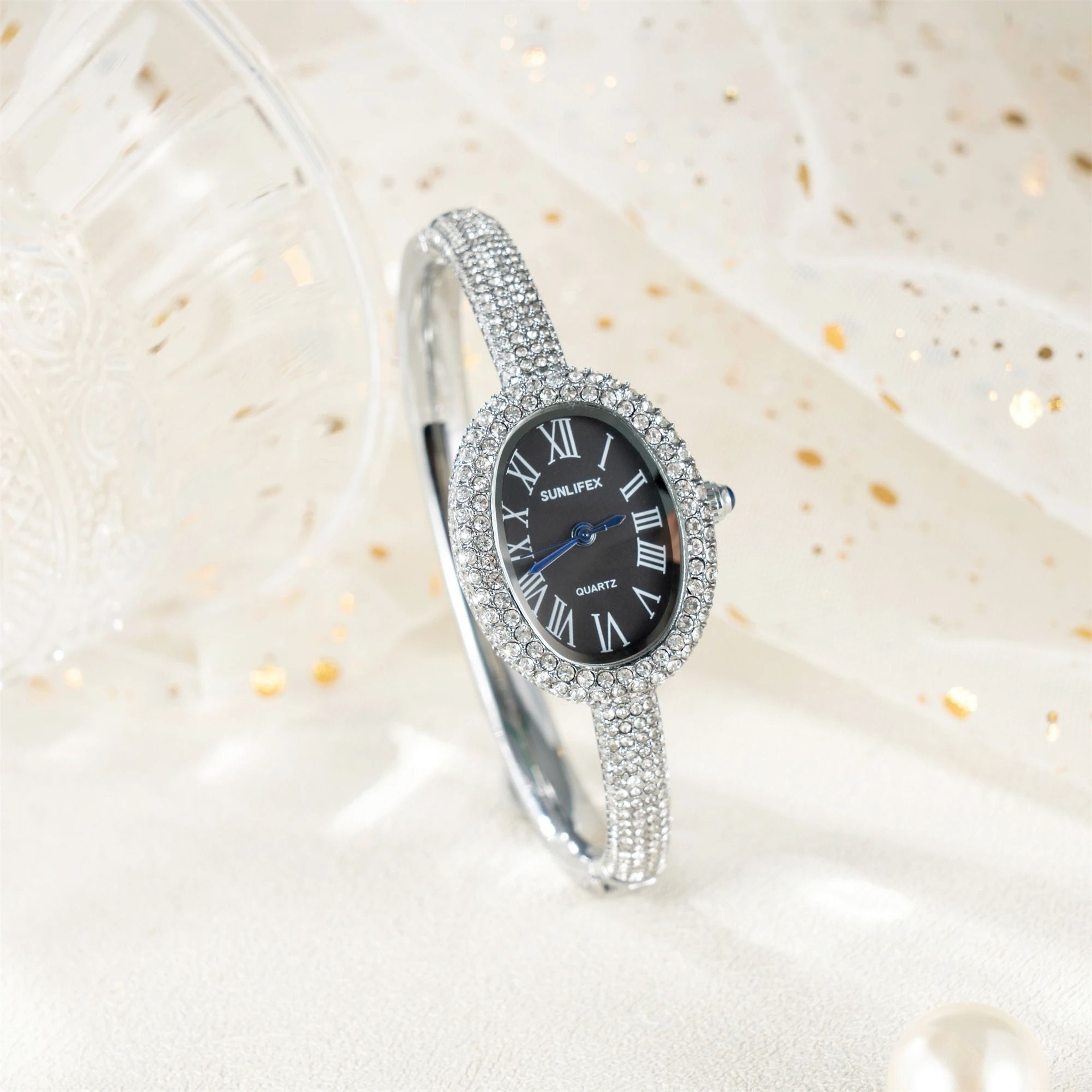 Elegant Oval Rhinestone Bracelet Watch  Luxury Roman Numeral Waterproof Quartz Timepiece For Women 3