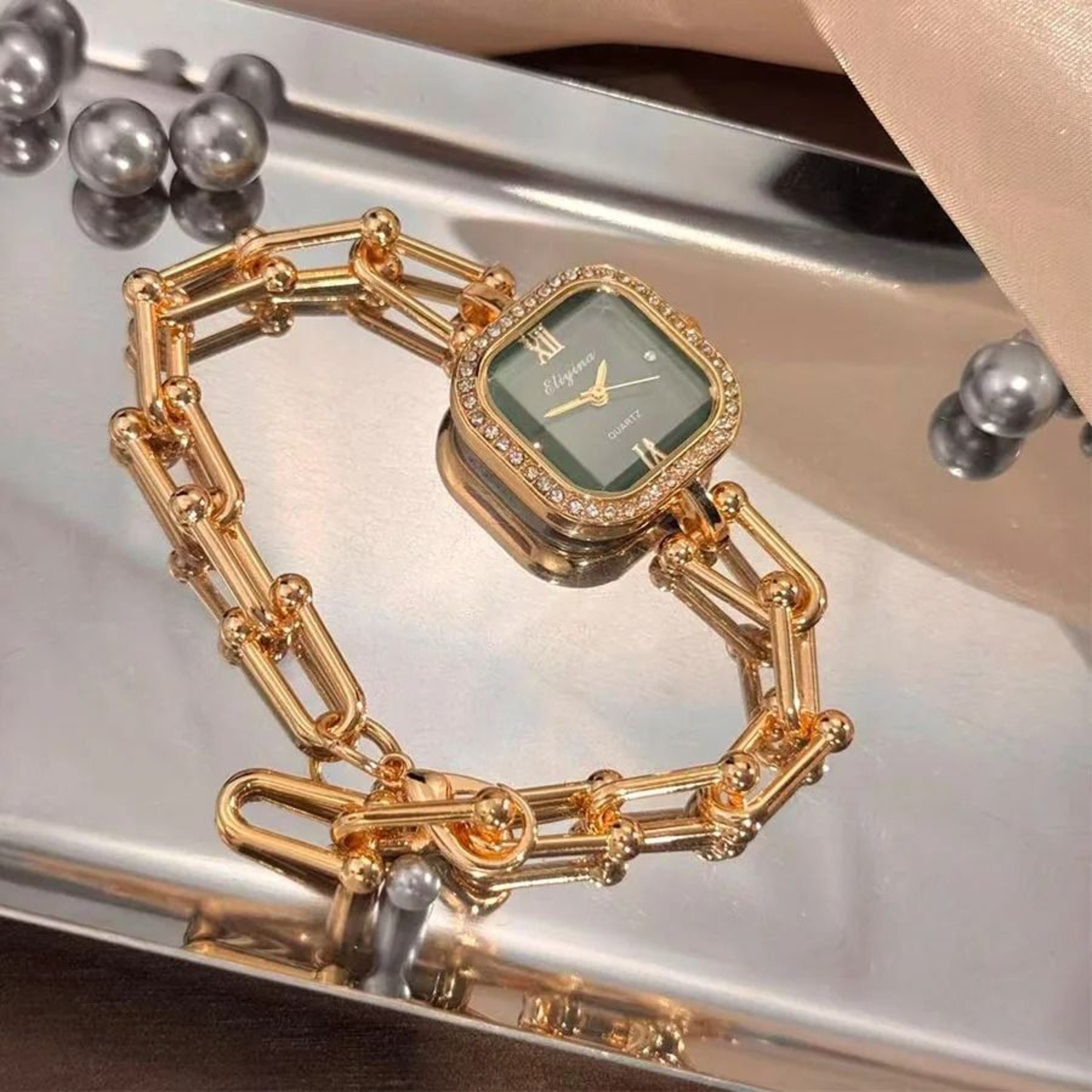 Luxury MultiFaceted Square Bracelet Watch  Creative MidCentury Minimalist HighEnd Timepiece For Wom 1