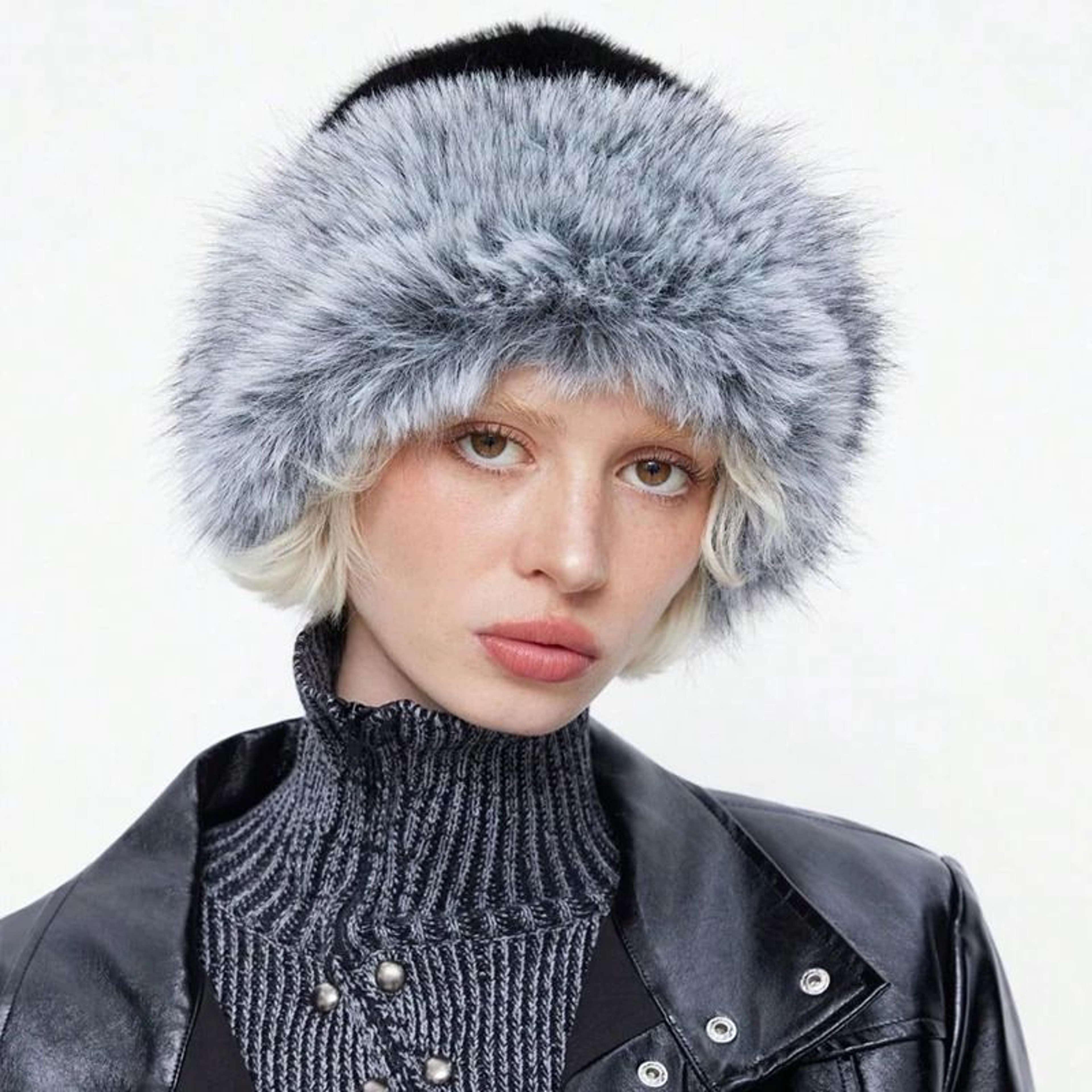 Flattering KoreanStyle Thickened Mongolian Winter Hat 1