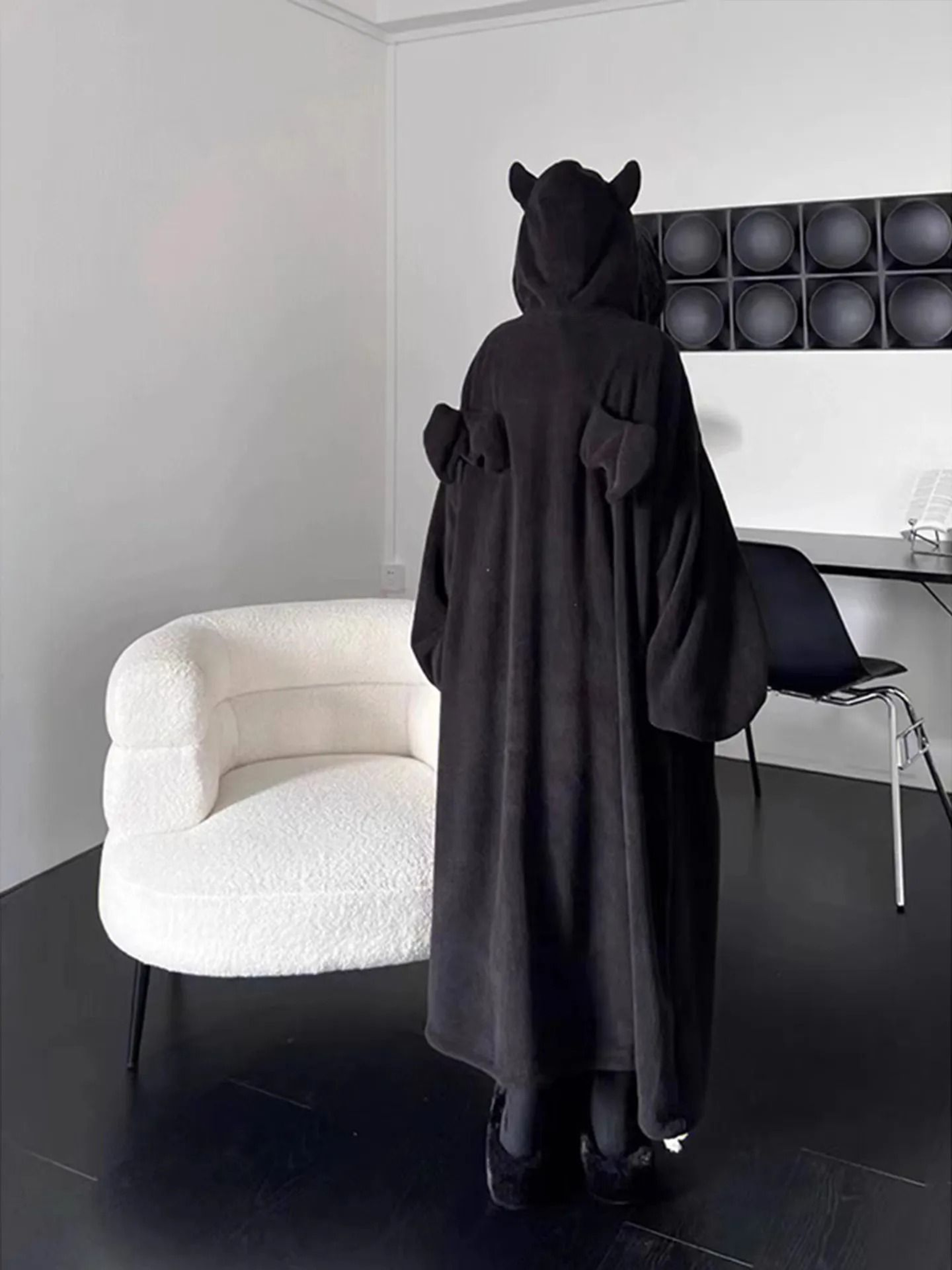 Heavyweight Thickened Padded Oversized Hooded Robe 5