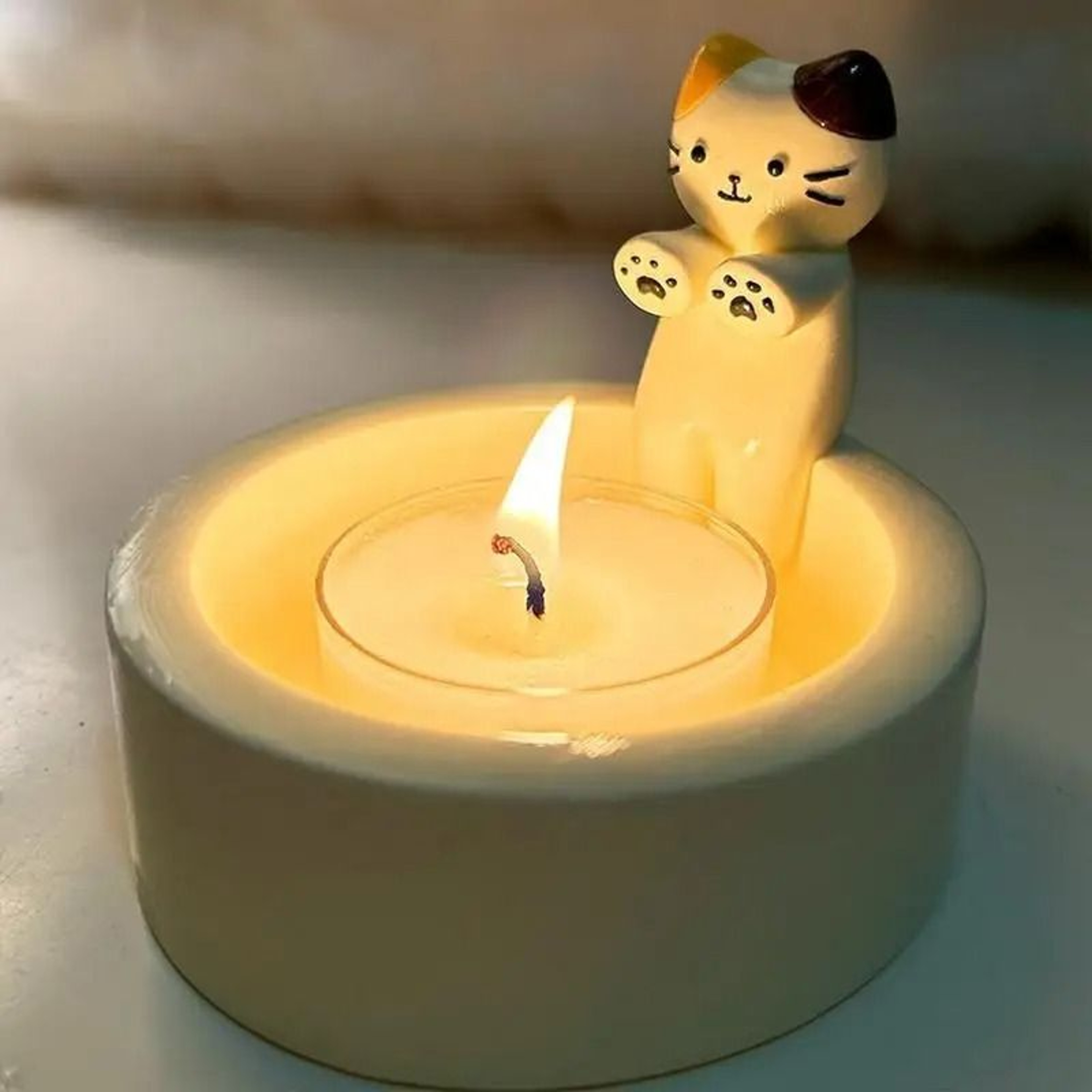 Kitten Warming Paws Candle Holder  Desktop Ornament 1