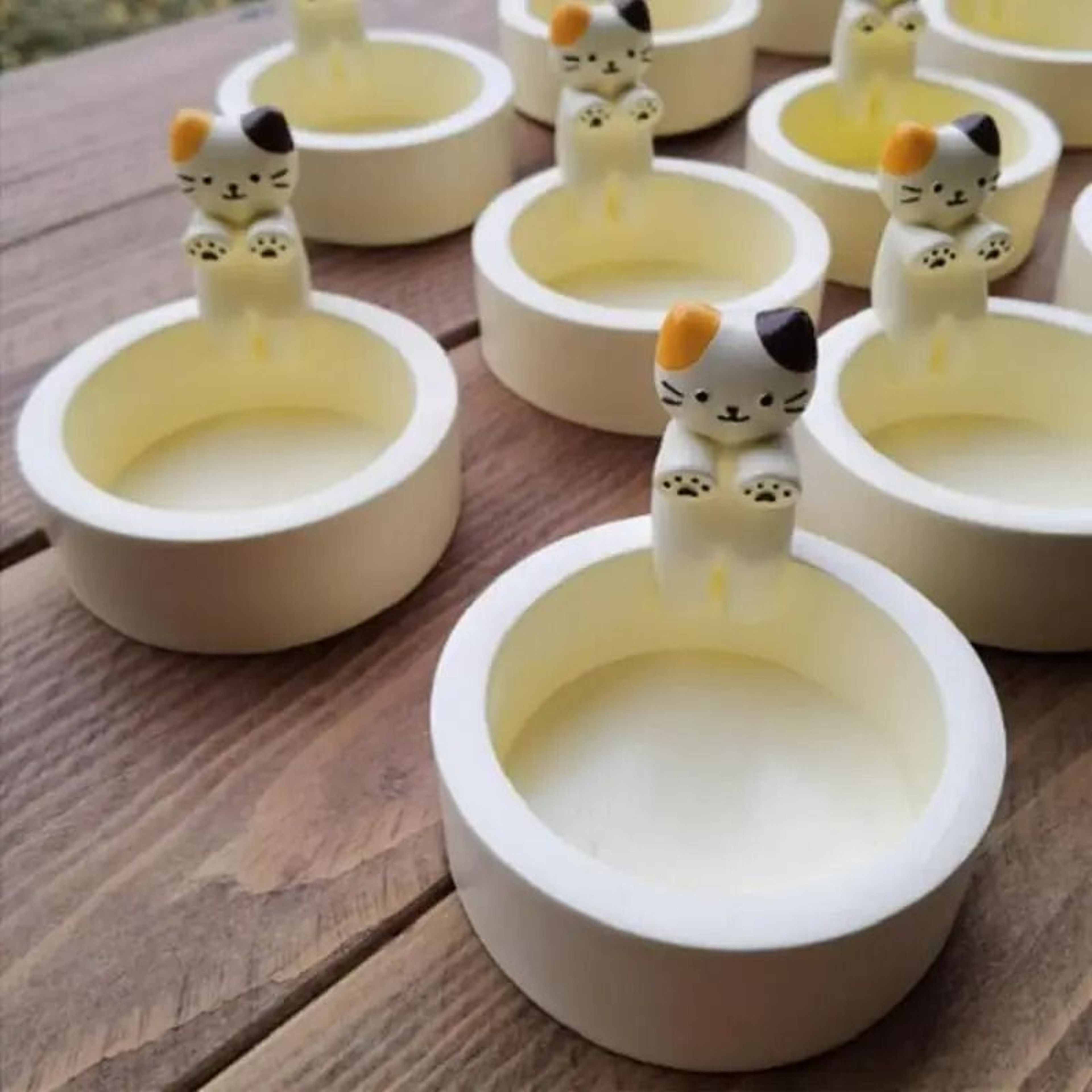 Kitten Warming Paws Candle Holder  Desktop Ornament 4