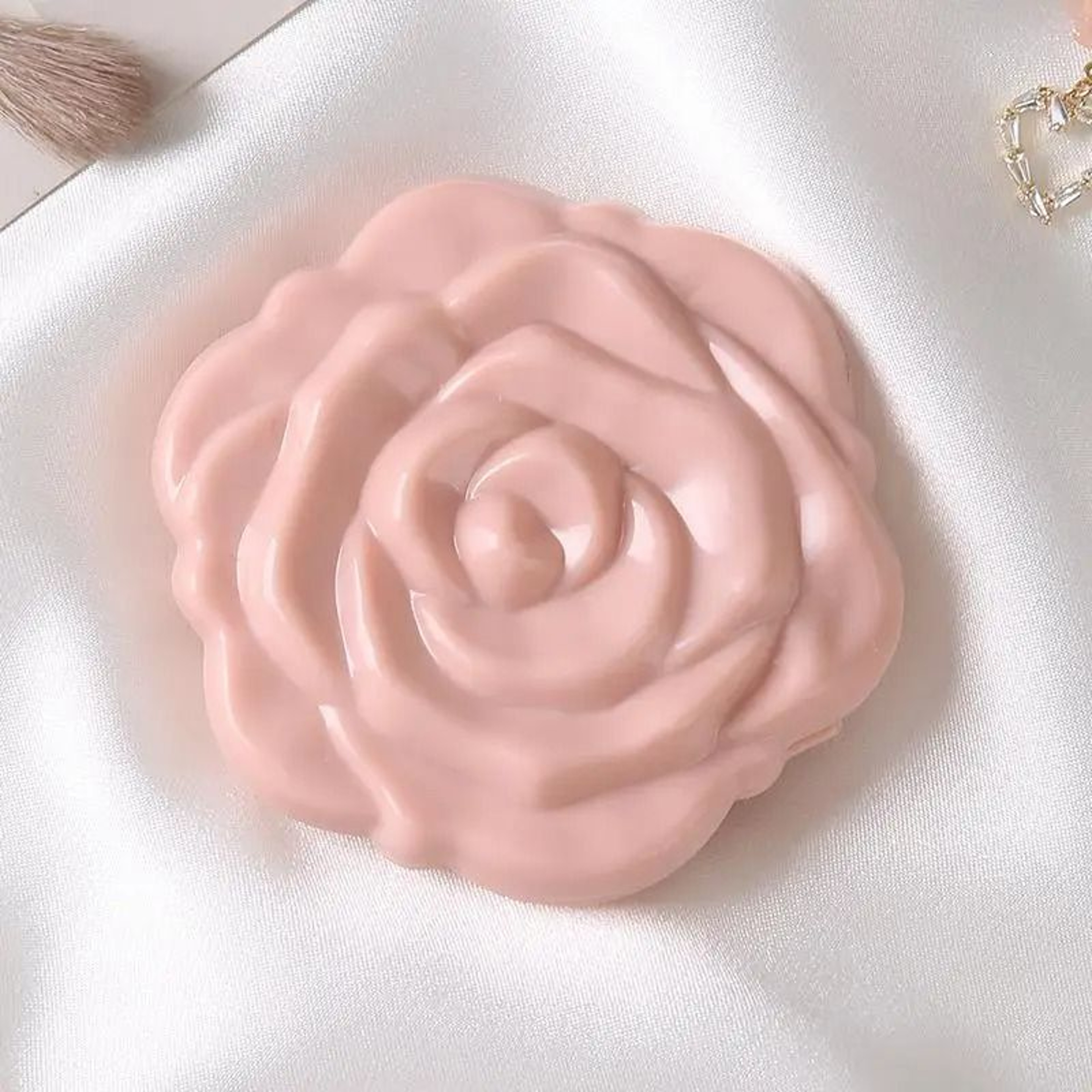 Retro Rose Compact Mirror  Portable DoubleSided Floral Pocket Mirror 10