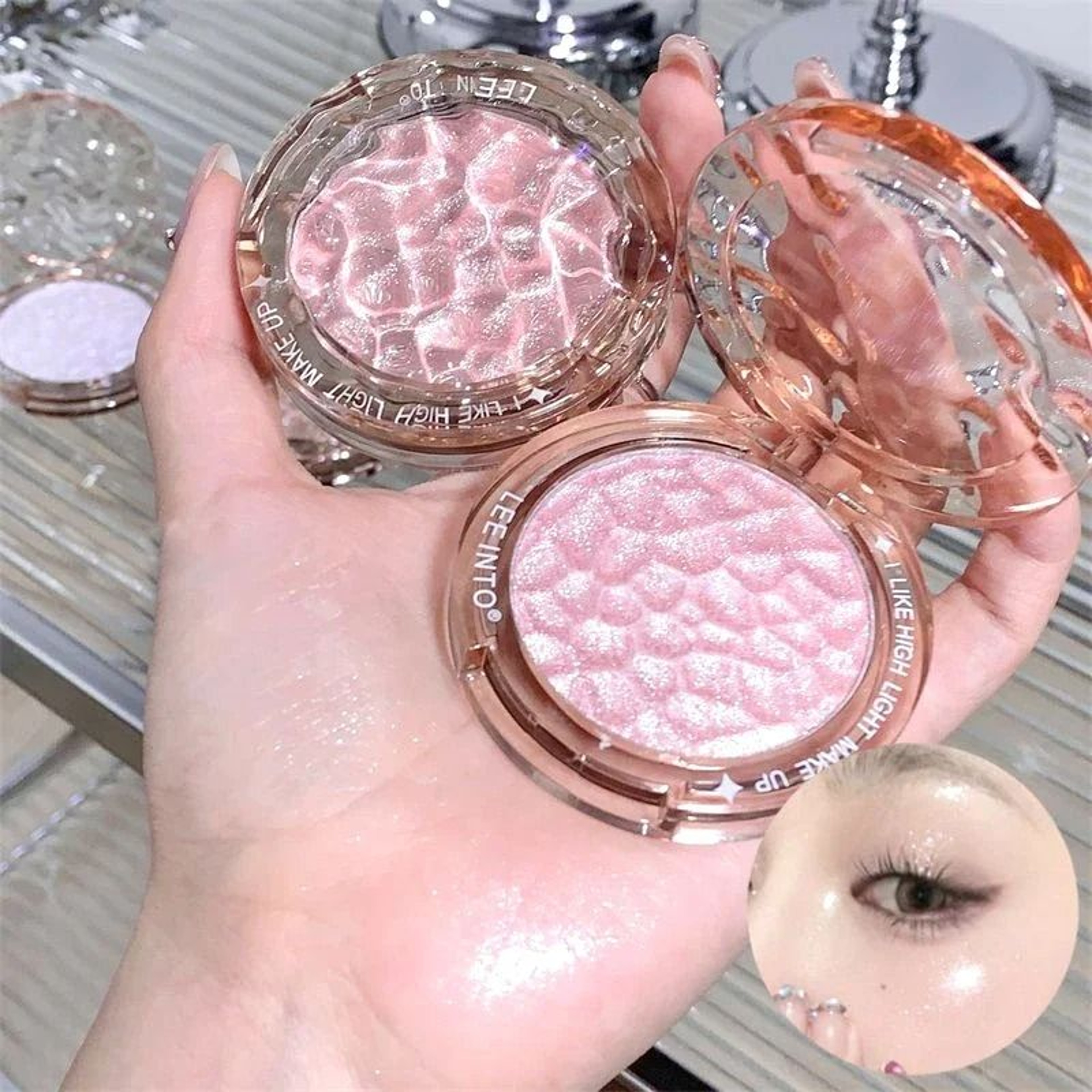 HighGloss Illuminating Palette  Professional Glitter Highlight  Contour Duo 1