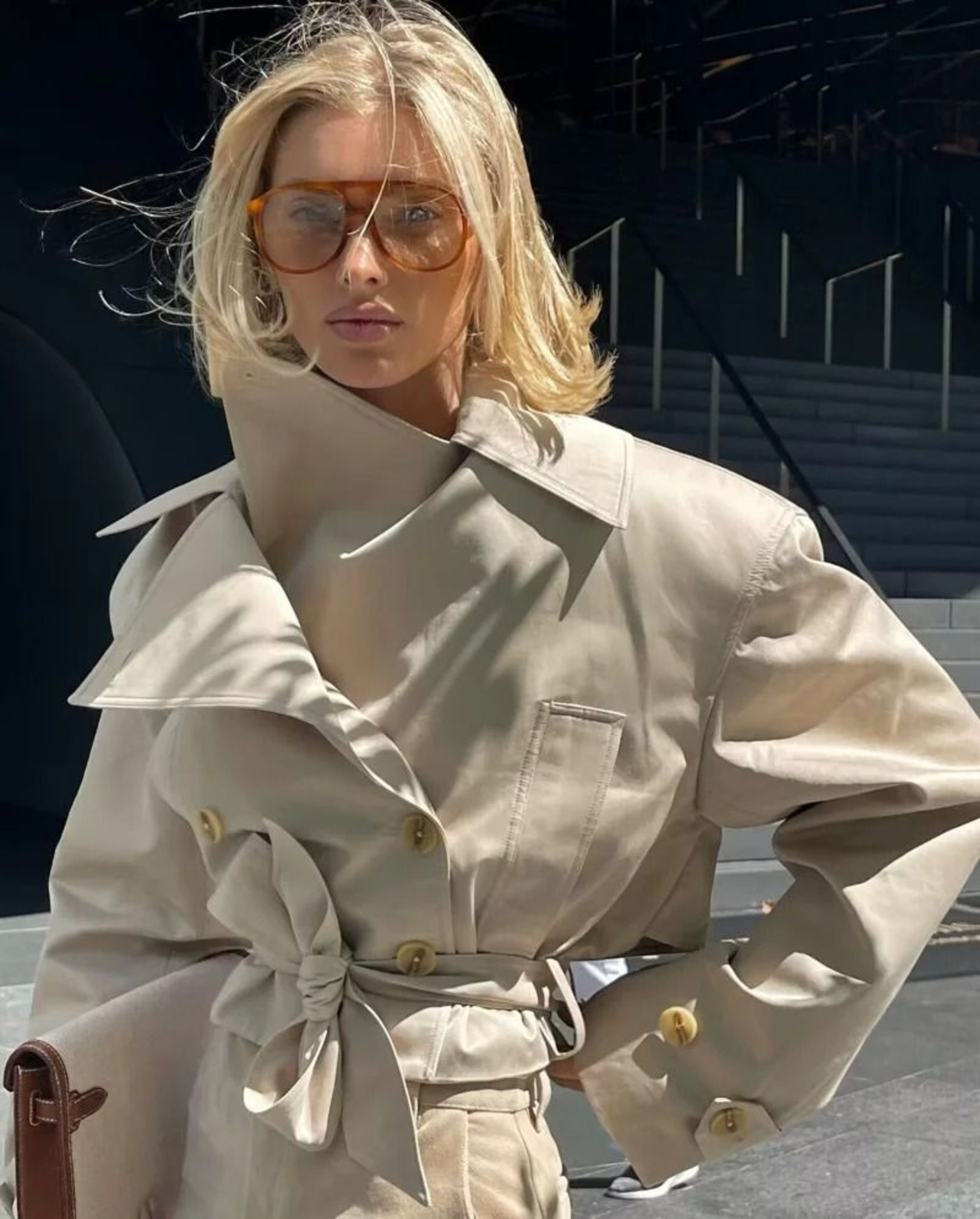 British Style DoubleBreasted Short Trench Coat 2