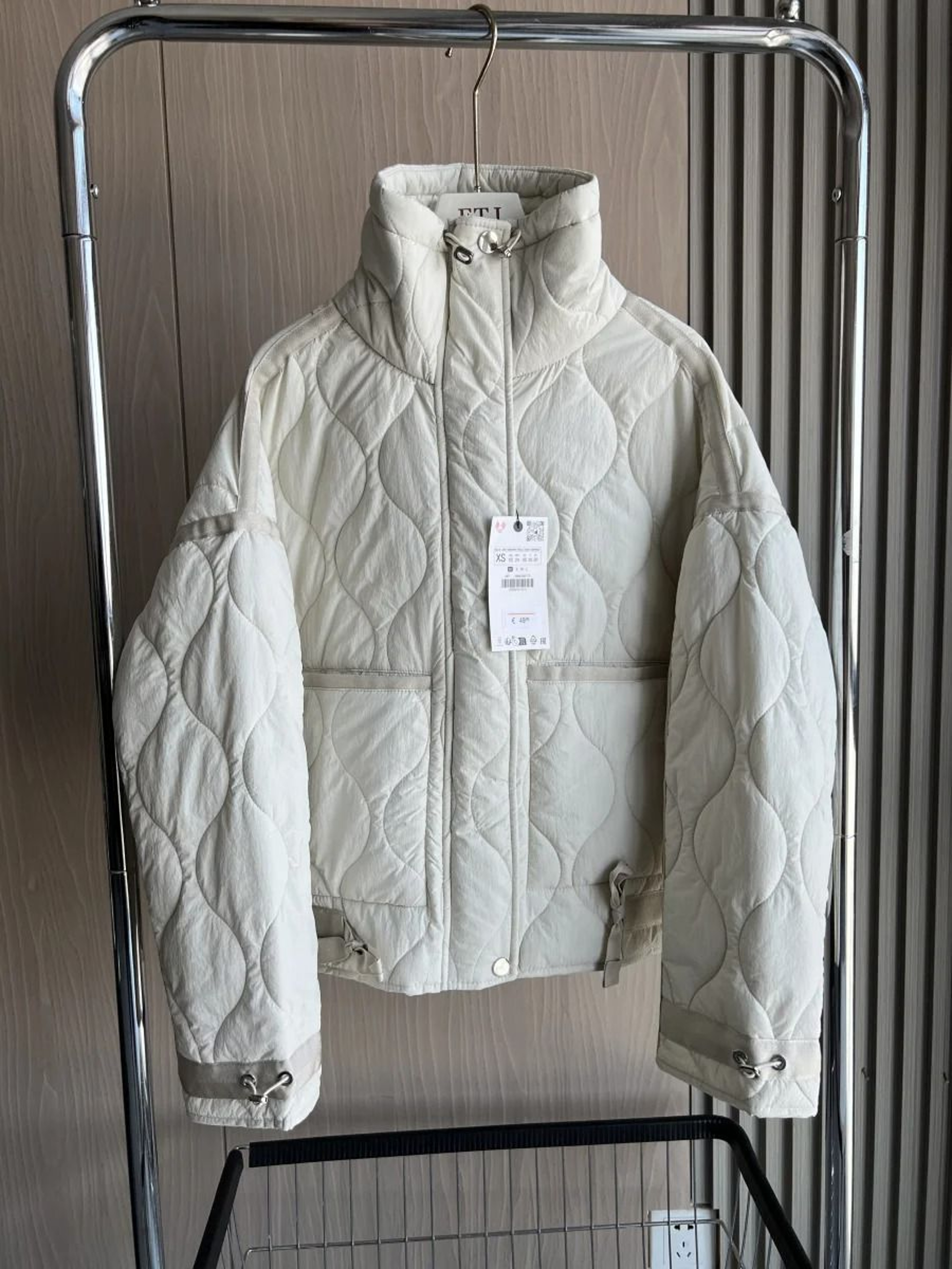 ETJ Womens Quilted Jacket With Adjustable Ties 8