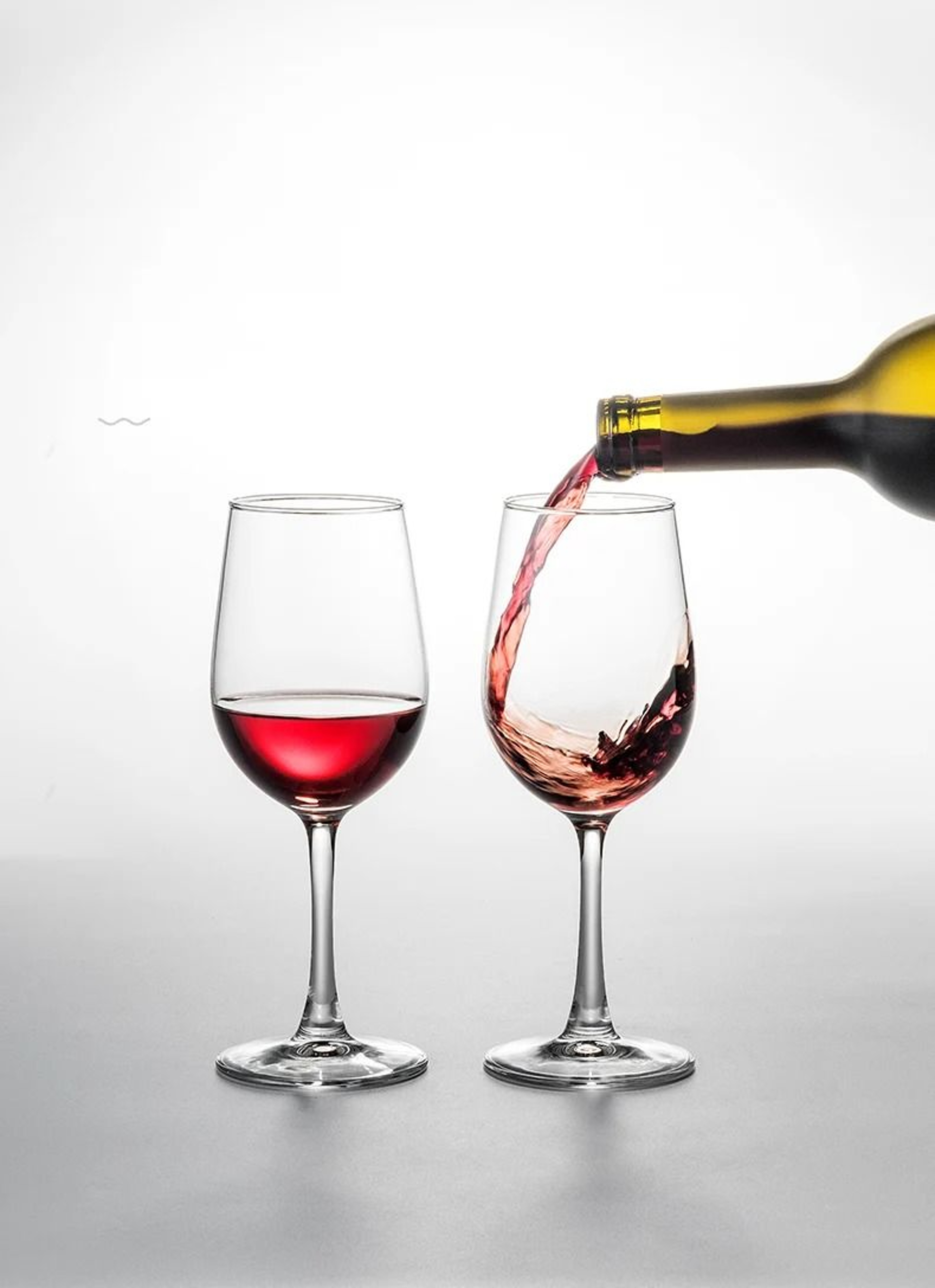 Luxurious EuropeanStyle Red Wine Goblet Set 6