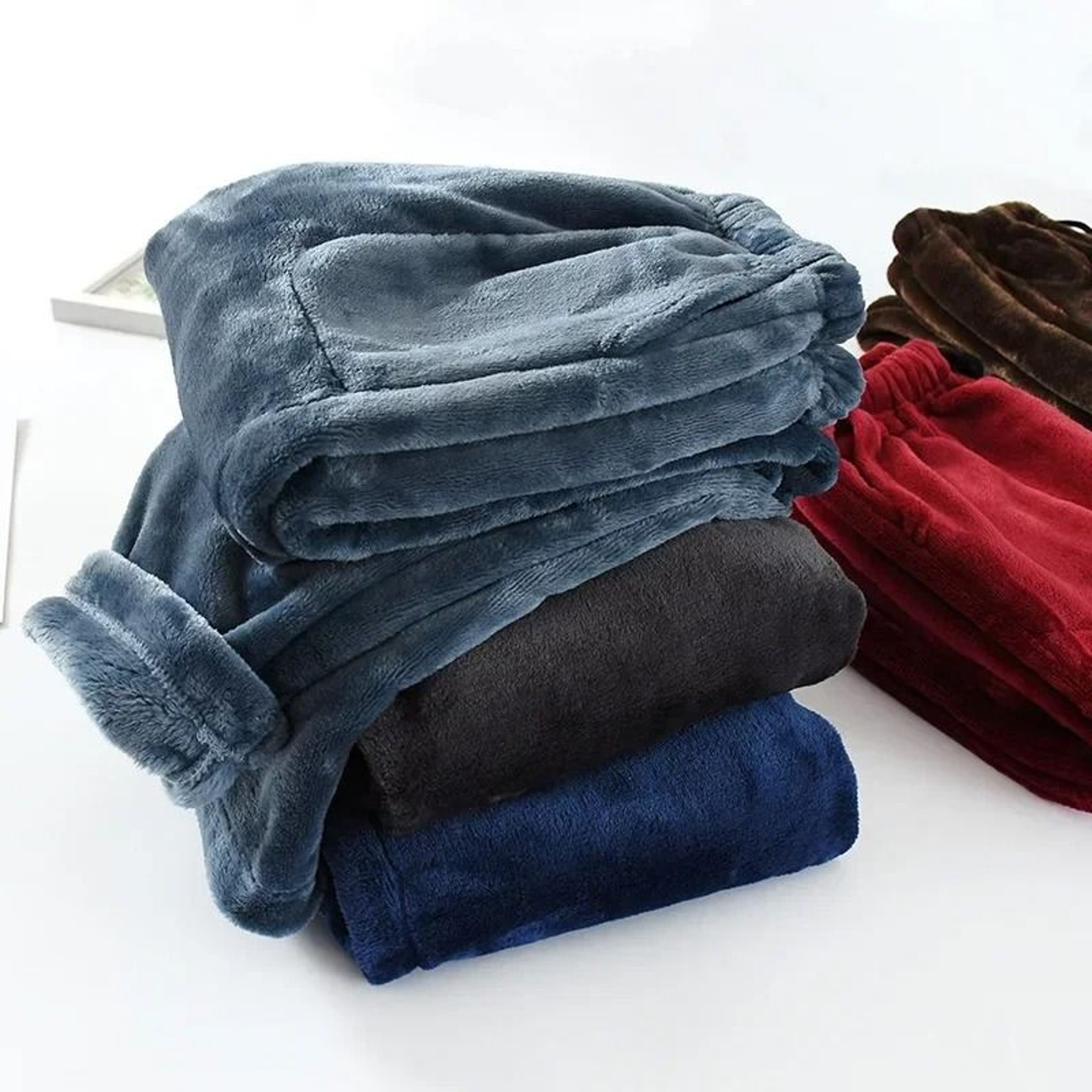 Thickened Flannel Home Trousers  Mens Winter Coral Fleece Pajamas 2
