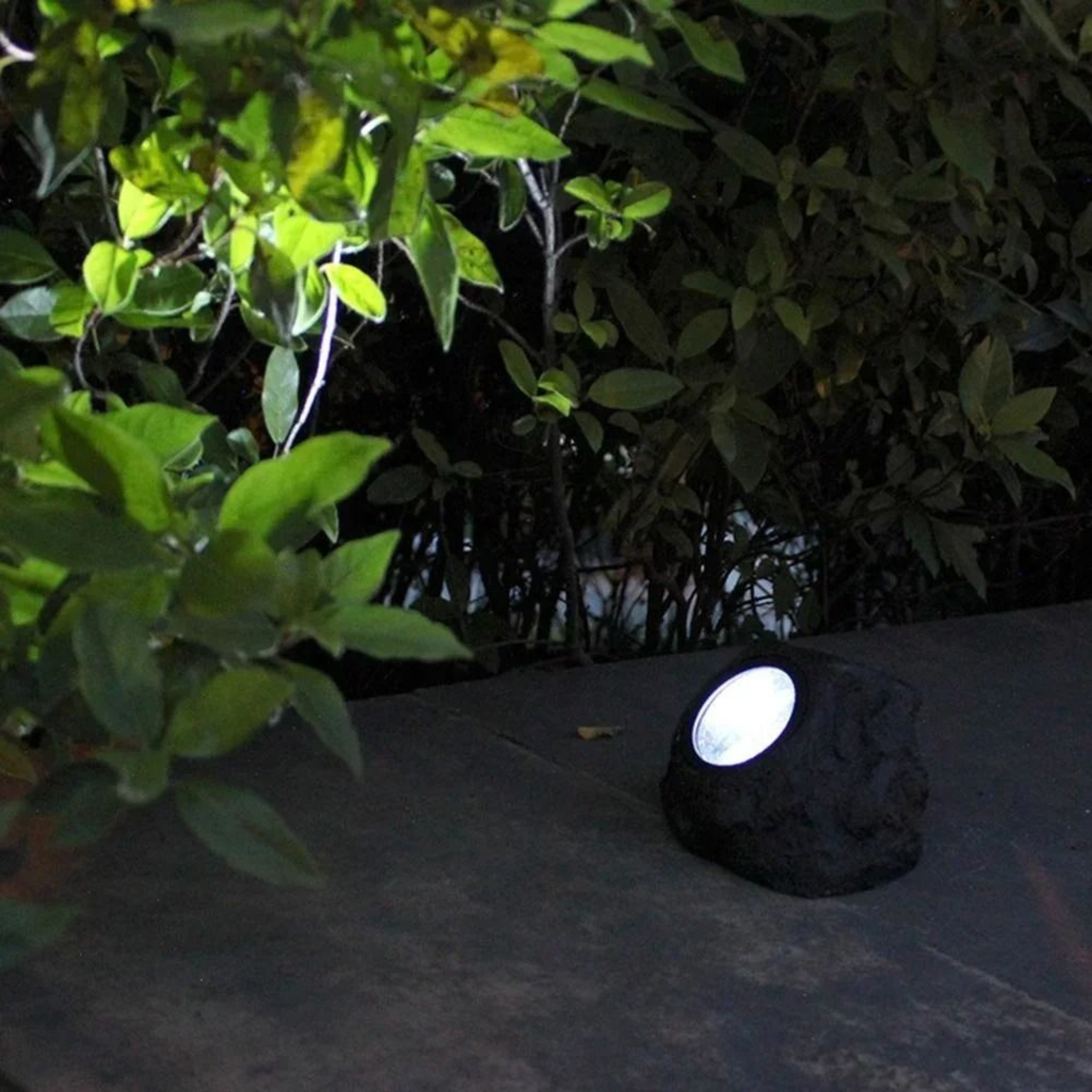 Stealth Terrain Solar Rock Spotlight 4