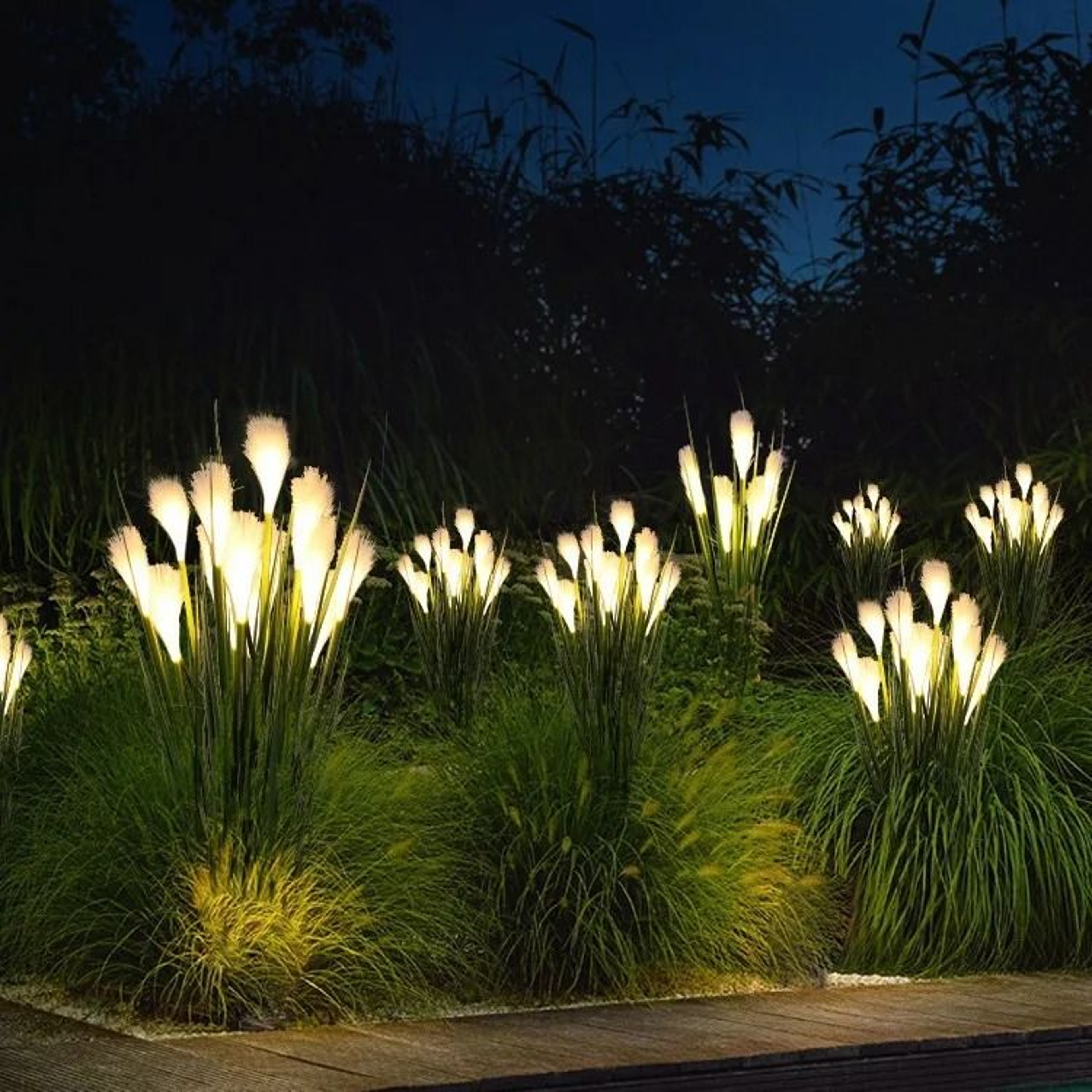 SwayingGlow Solar Reed Sconces 2