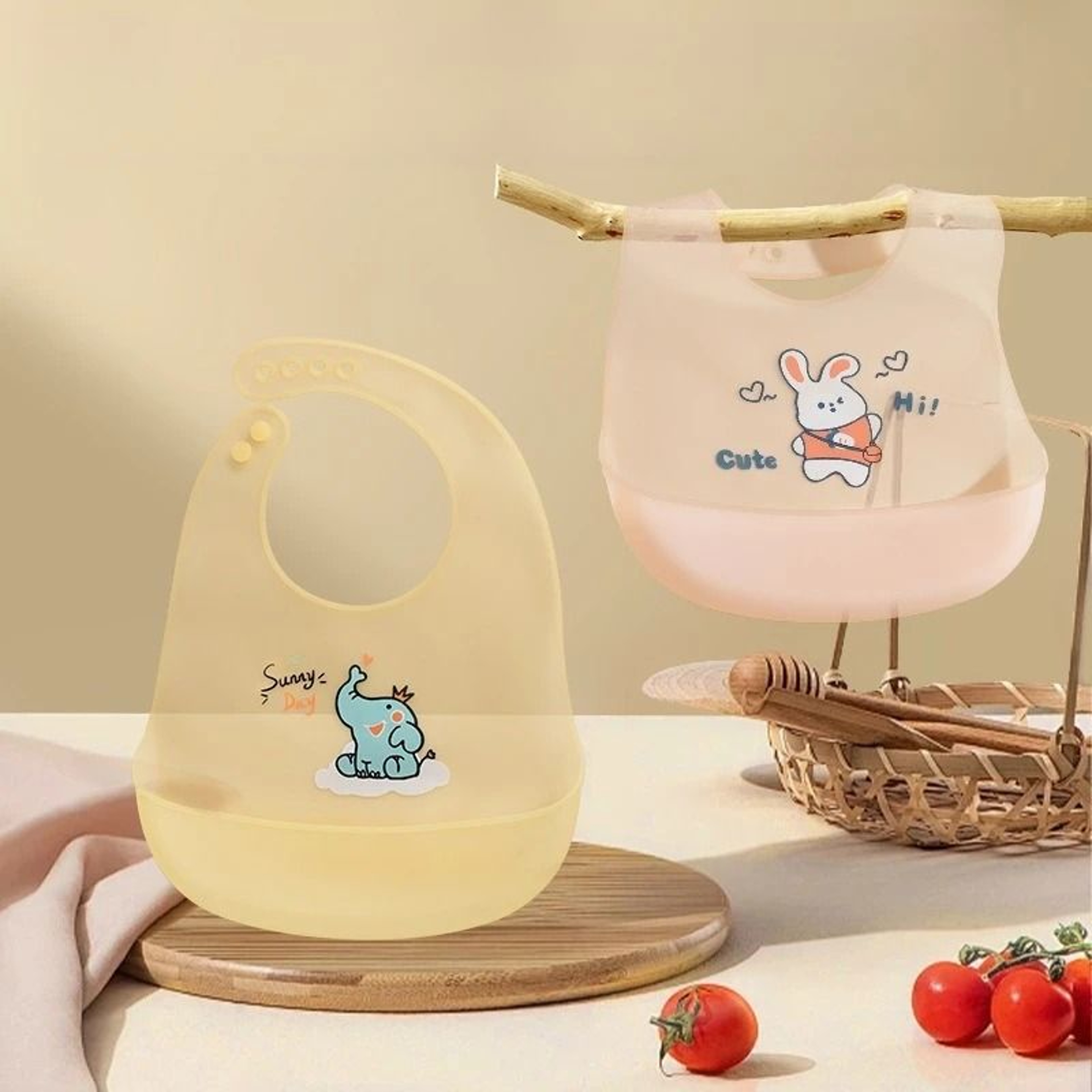 CrumbsAway Waterproof Silicone Bib 1