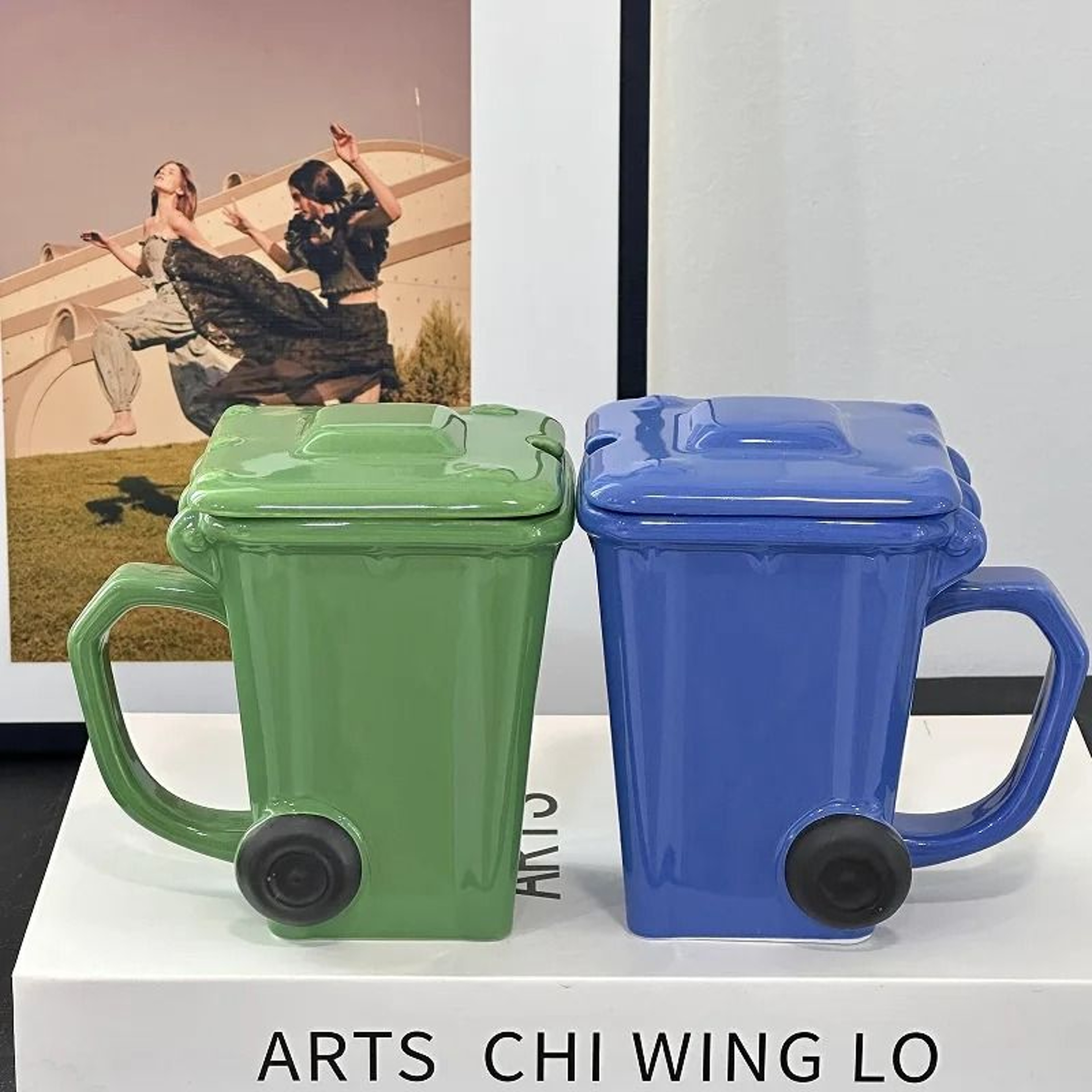 3D Sculpted Trash Can  Recycling Bin Mug 2