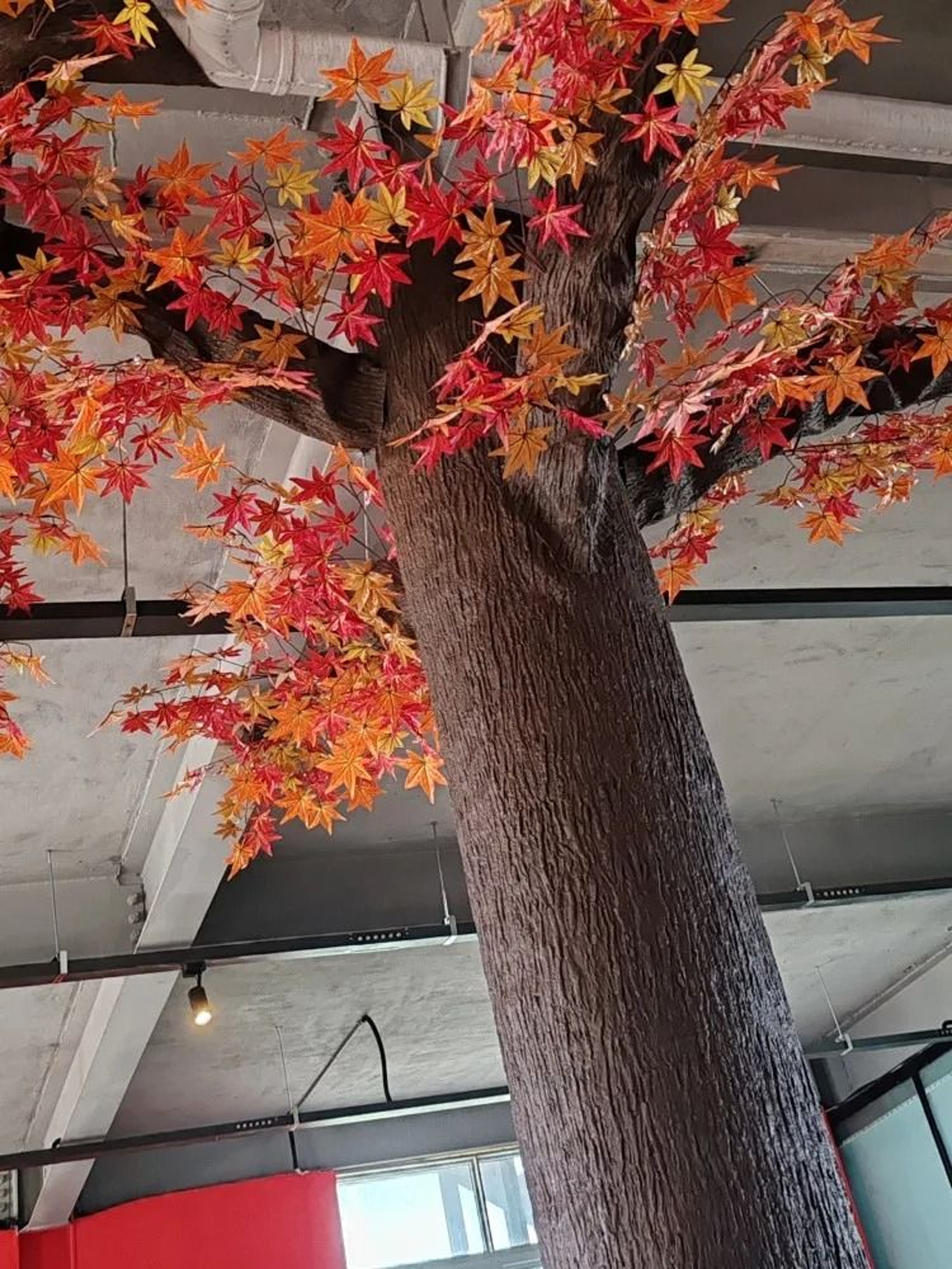 Realistic Simulated Tree Bark  Flexible Artificial Silicone Bark Ornament For Column  Pipe Landscap 5