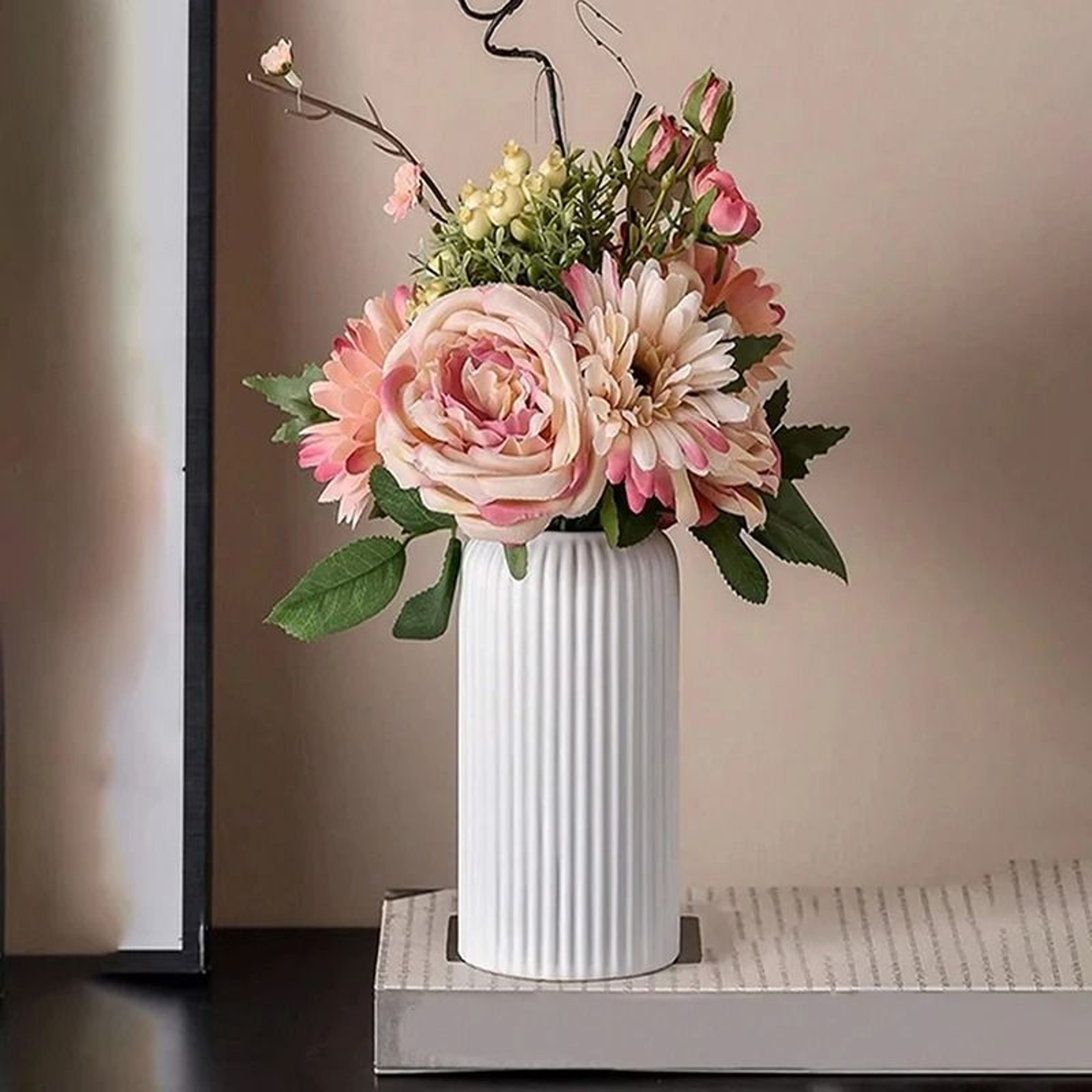 Striped CeramicLook Decorative Flower Vase 2
