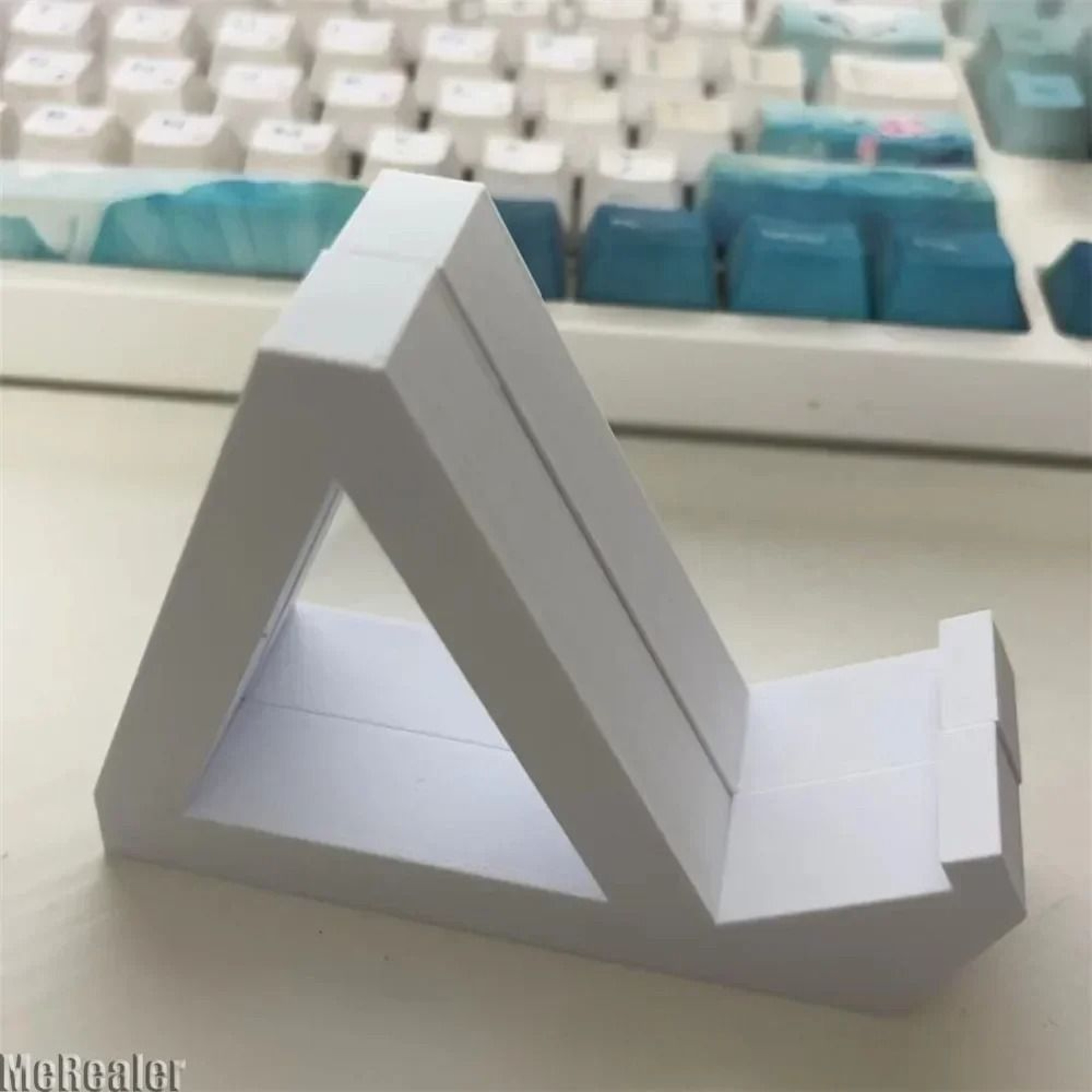 3D Printed Keyboard Display Stand  Mechanical Keyboard Rack  HighYield Desktop Interaction Hub 4