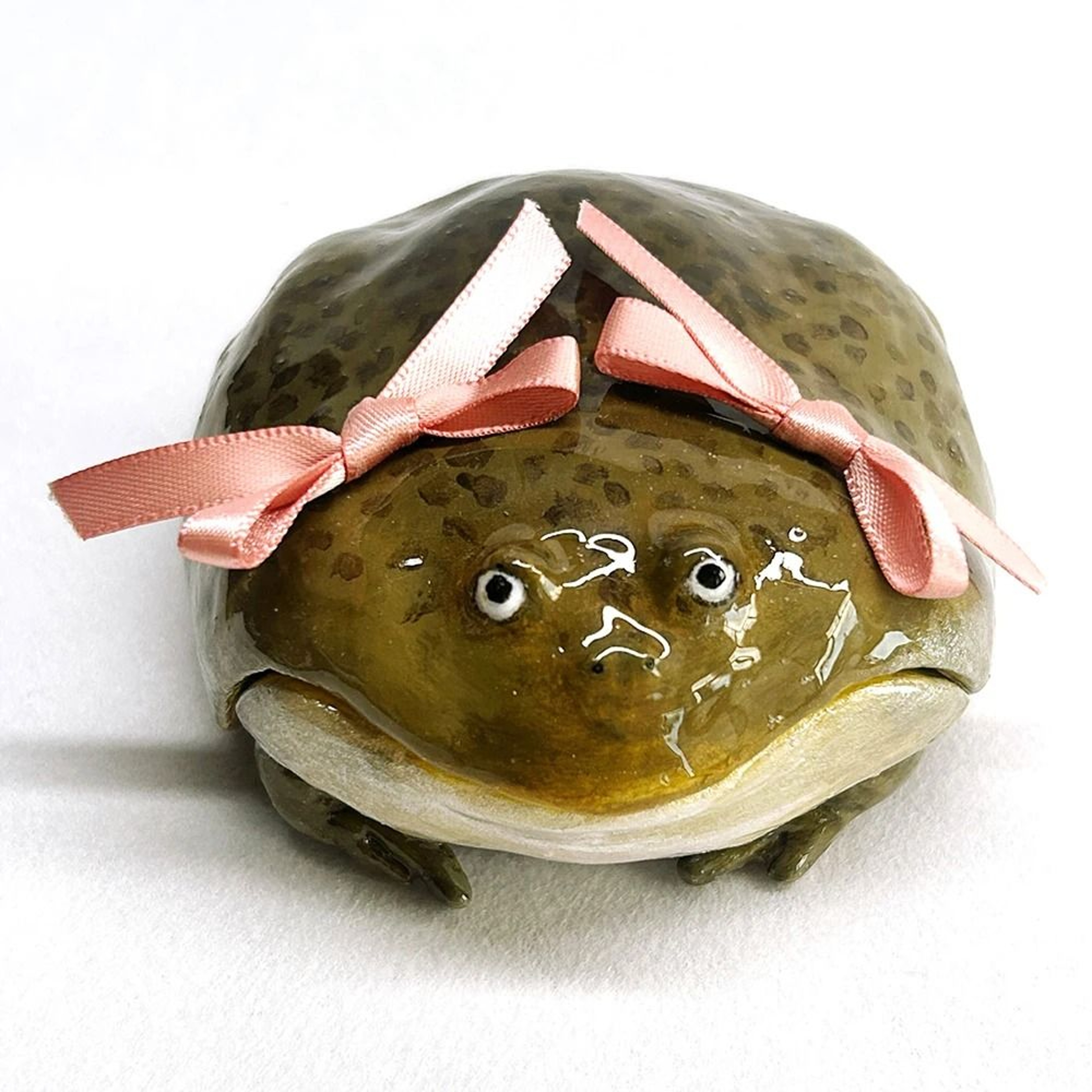 Handmade Ugly Frog Earphone Case  Pink Bow Edition  HighYield Aesthetic Interaction Hub 4