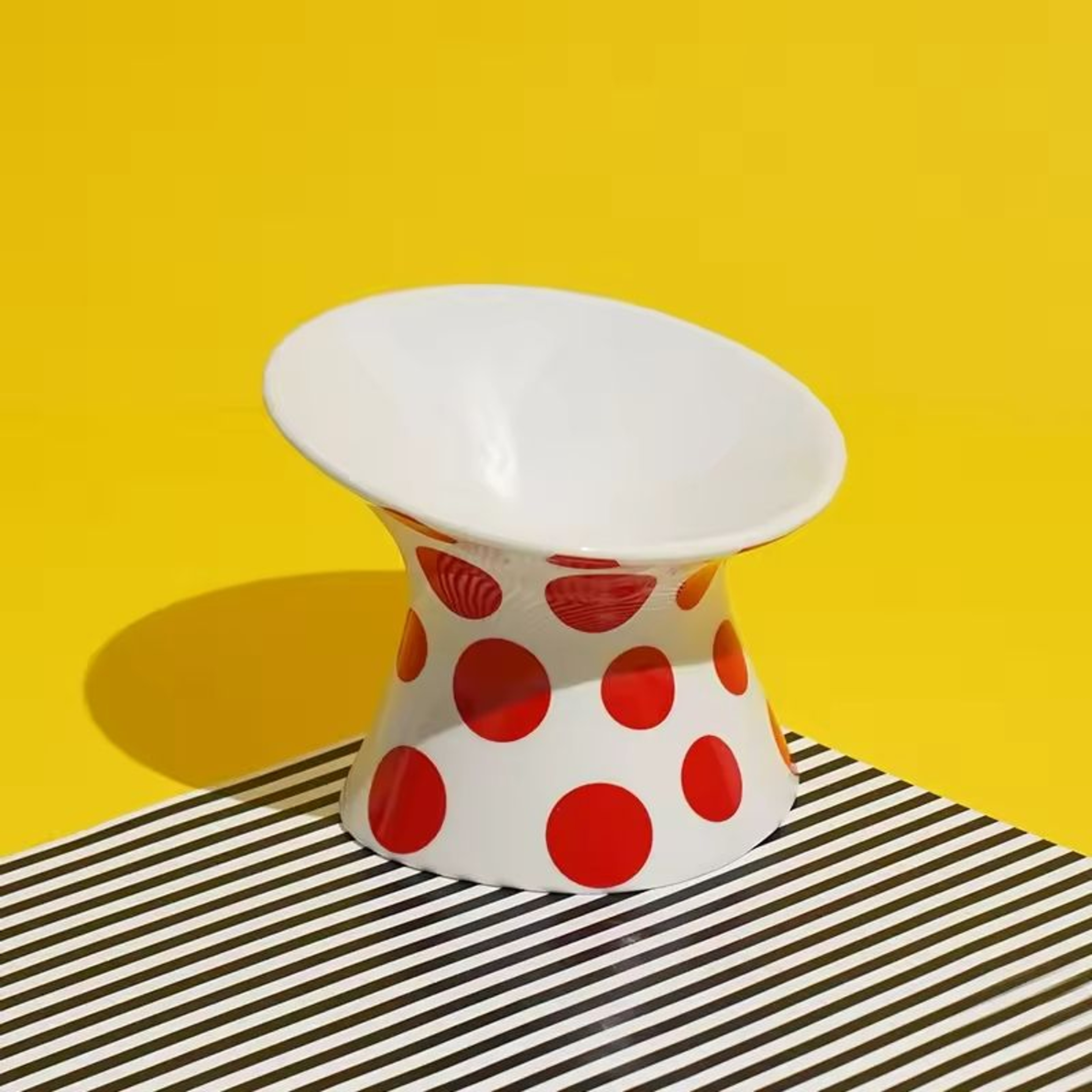Elevated Ceramic AntiTip Pet Bowls 4