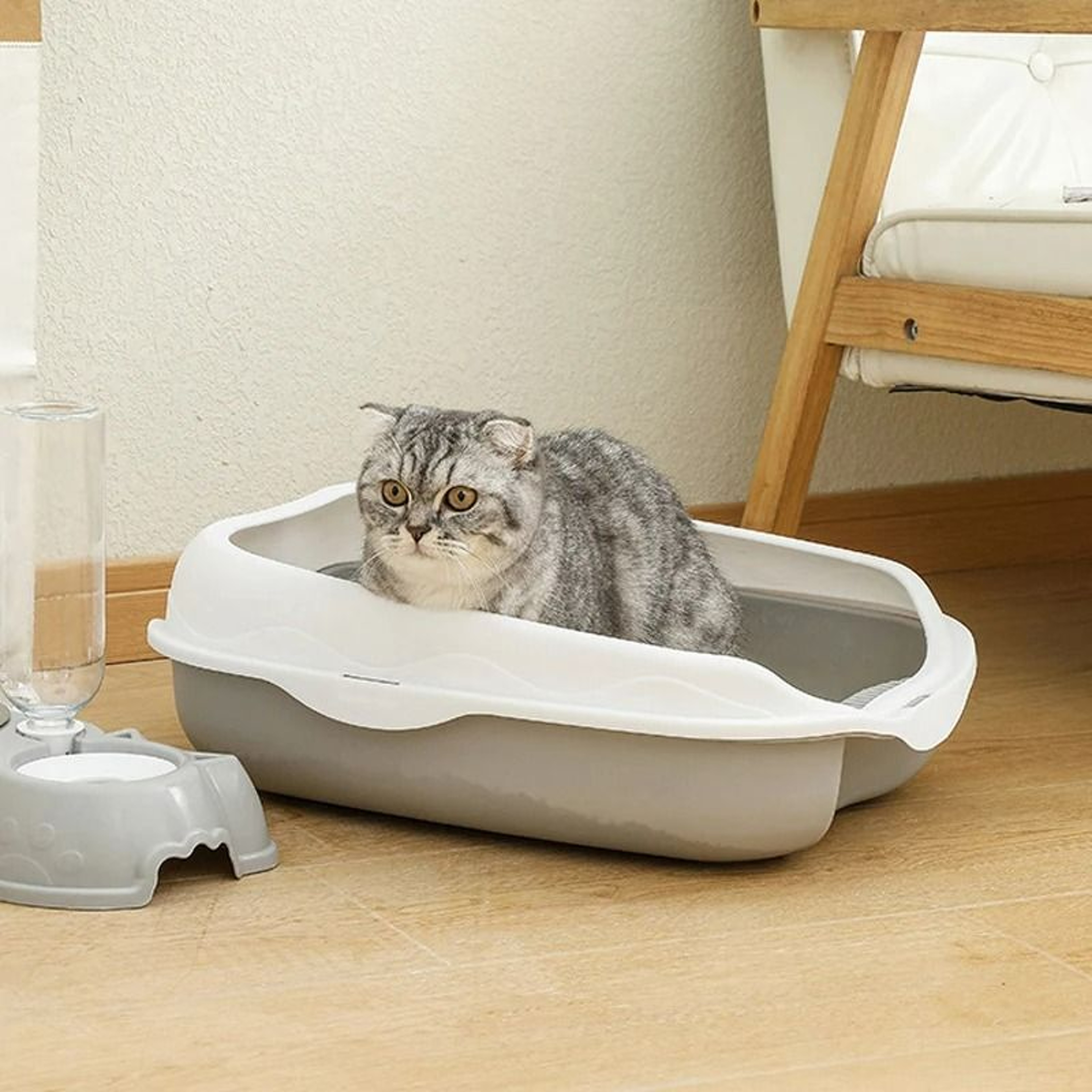 SplashProof SemiEnclosed Cat Litter Box 2