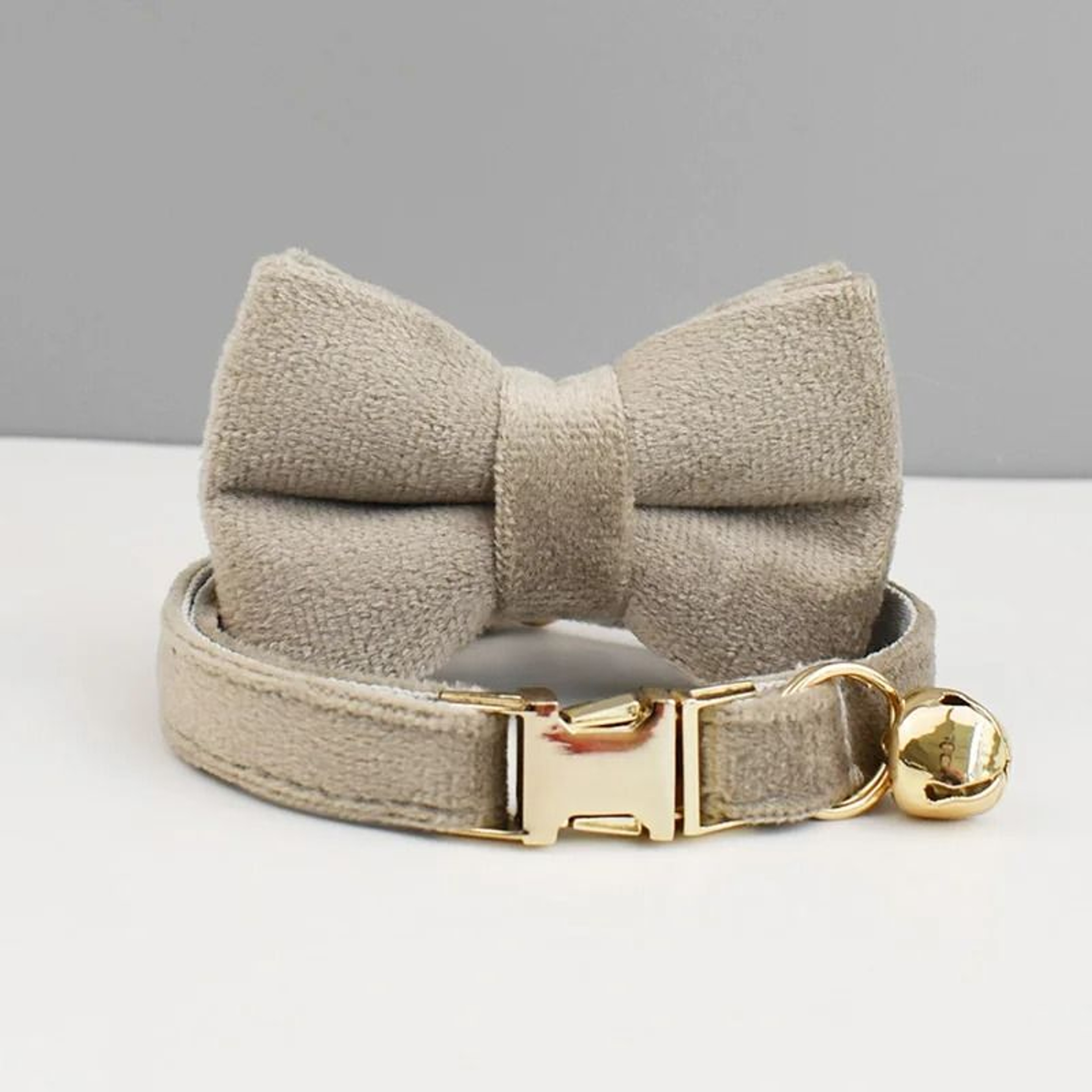 Personalized Luxury Velvet Cat Collar Set 10