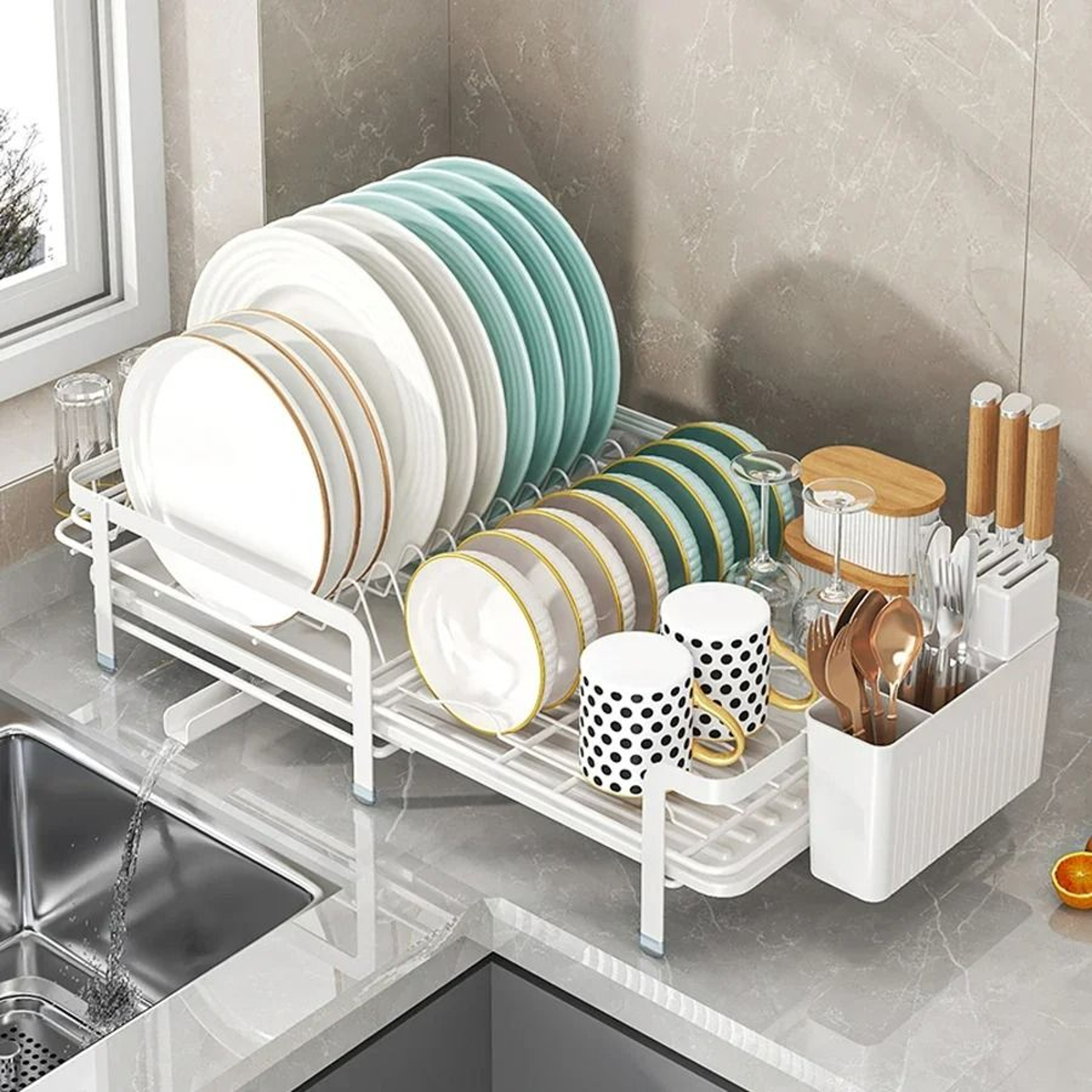Expandable RustFree Dish Drying Rack With Integrated Drainboard 2