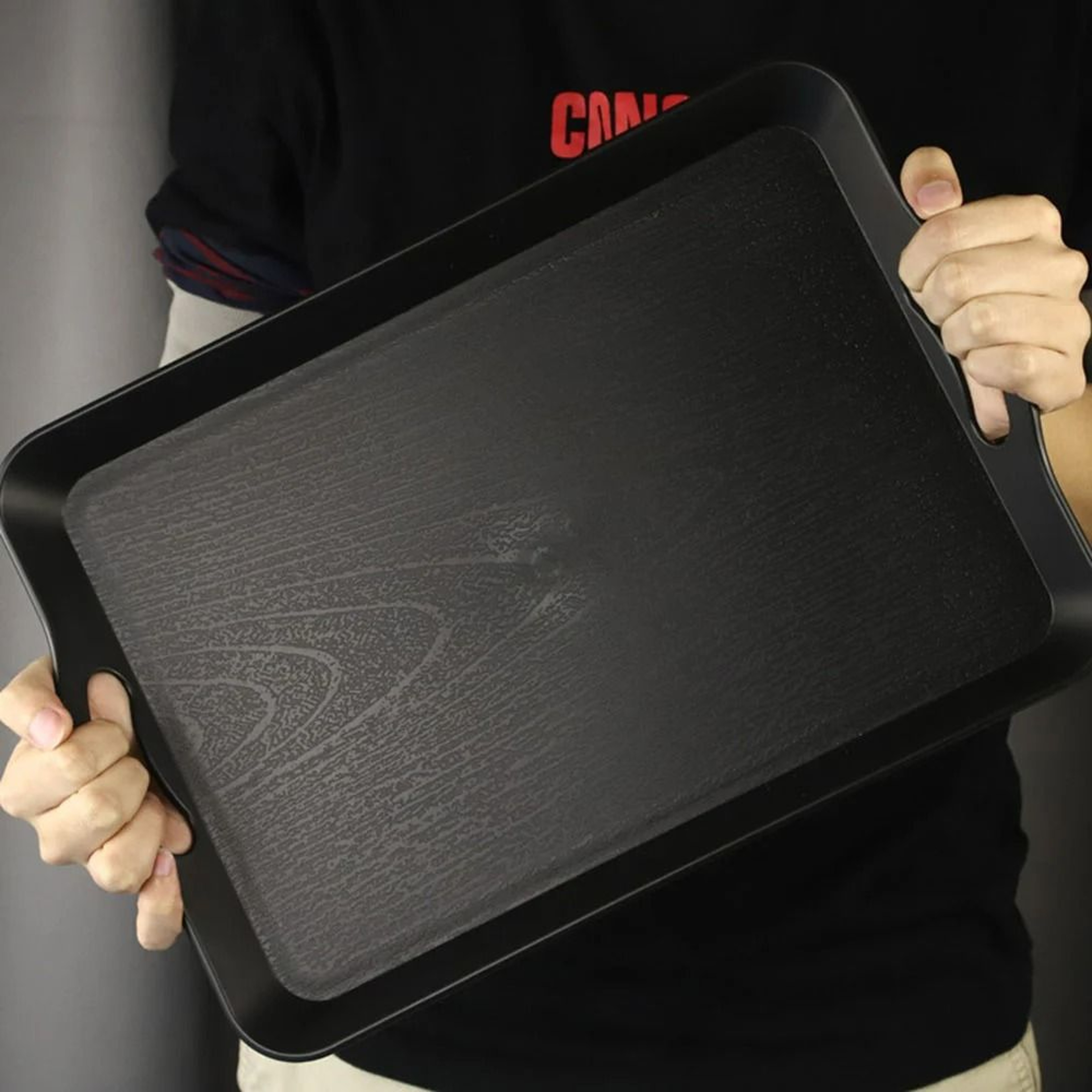 ServeGrip Ergonomic AntiSkid Serving Tray 2
