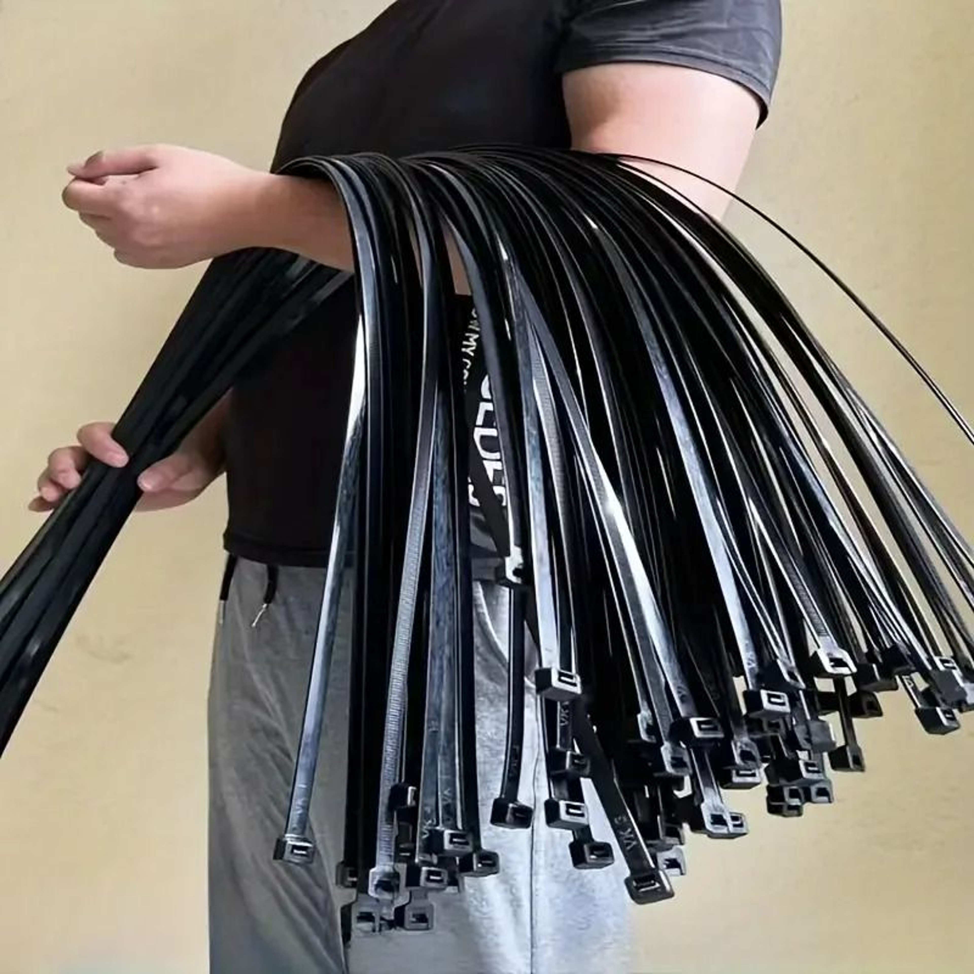 Elite HeavyDuty SelfLocking Nylon Zip Ties 100Piece Set 1