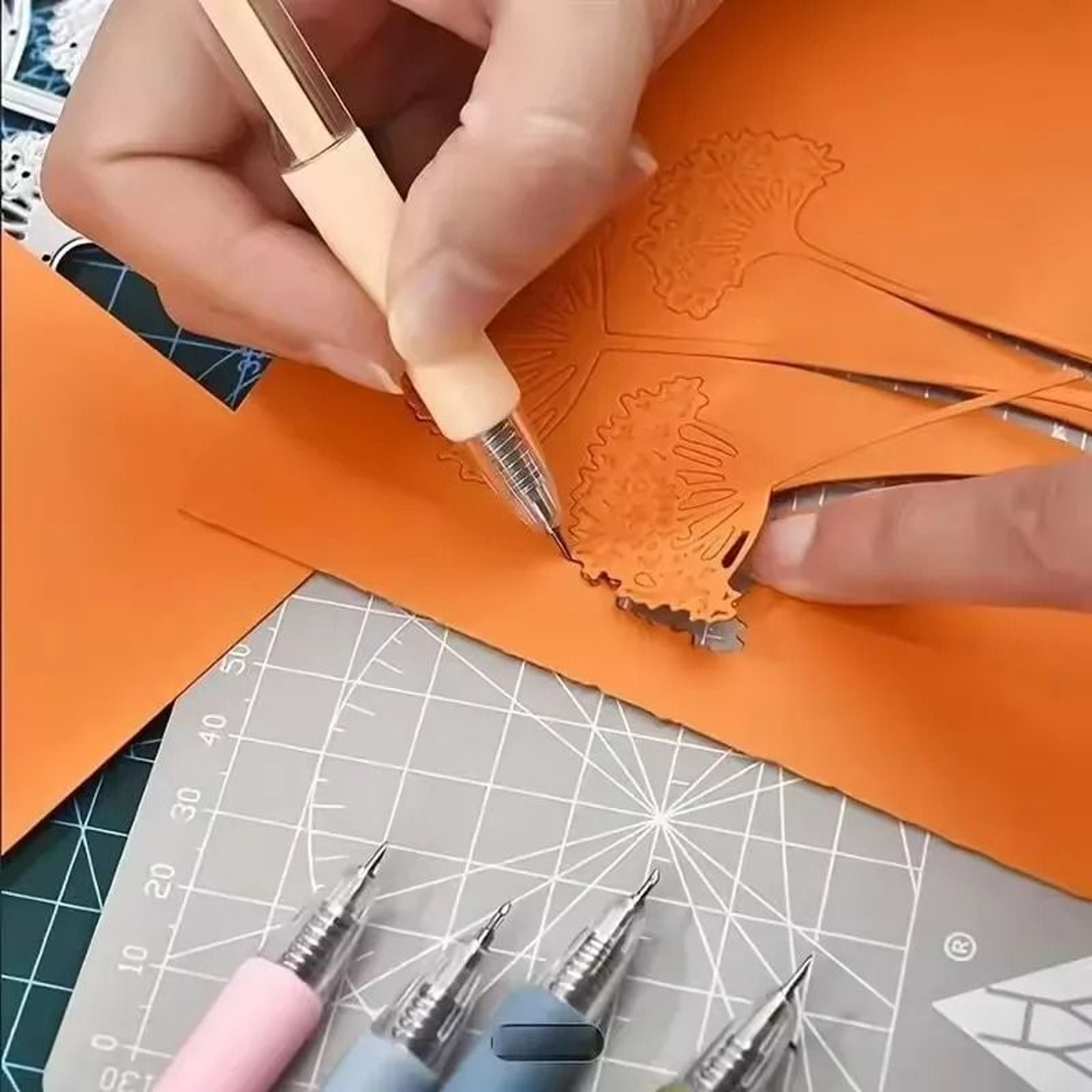 Retractable PenStyle Paper Craft Knife 2
