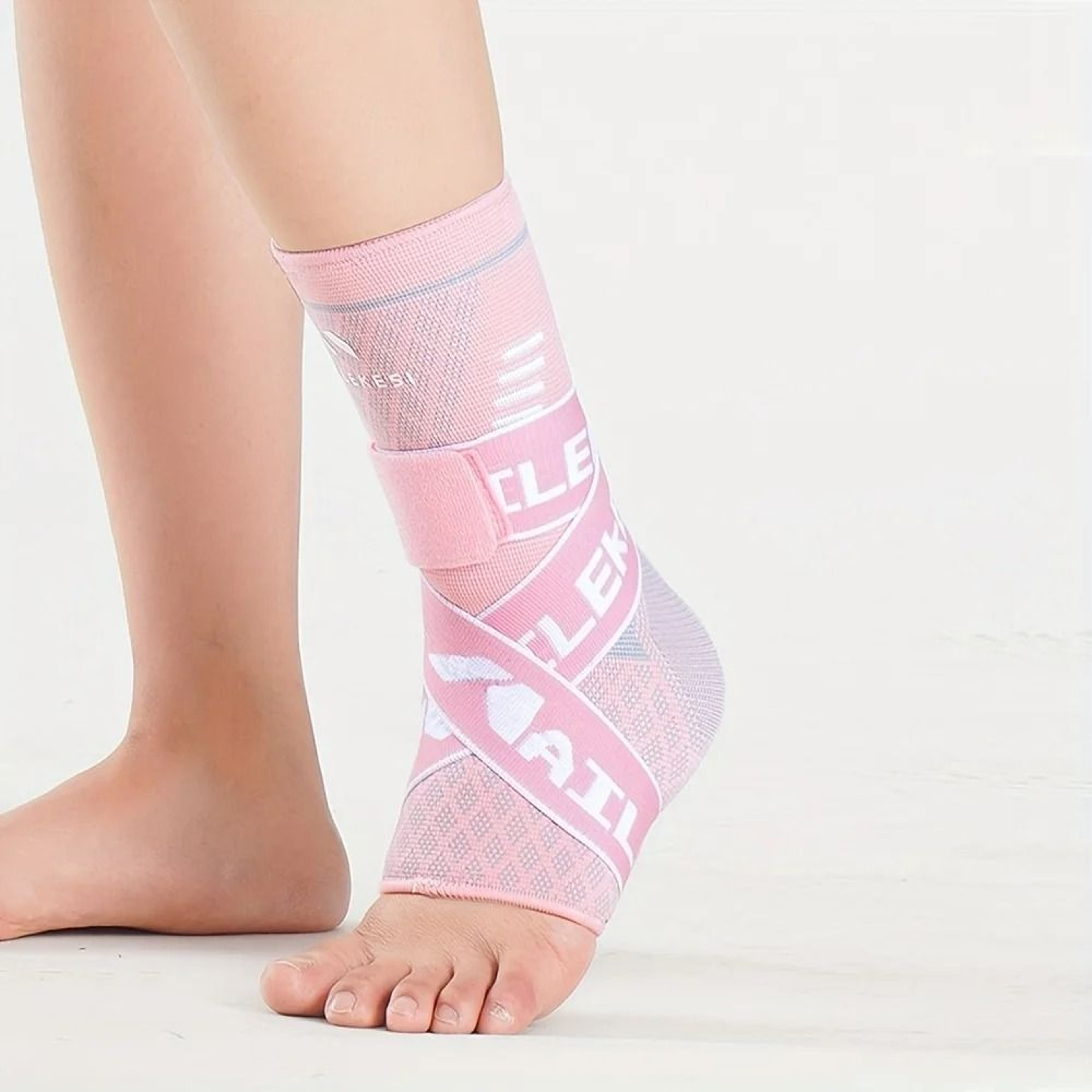 Adjustable Elastic Ankle Brace And Compression Sleeve 3