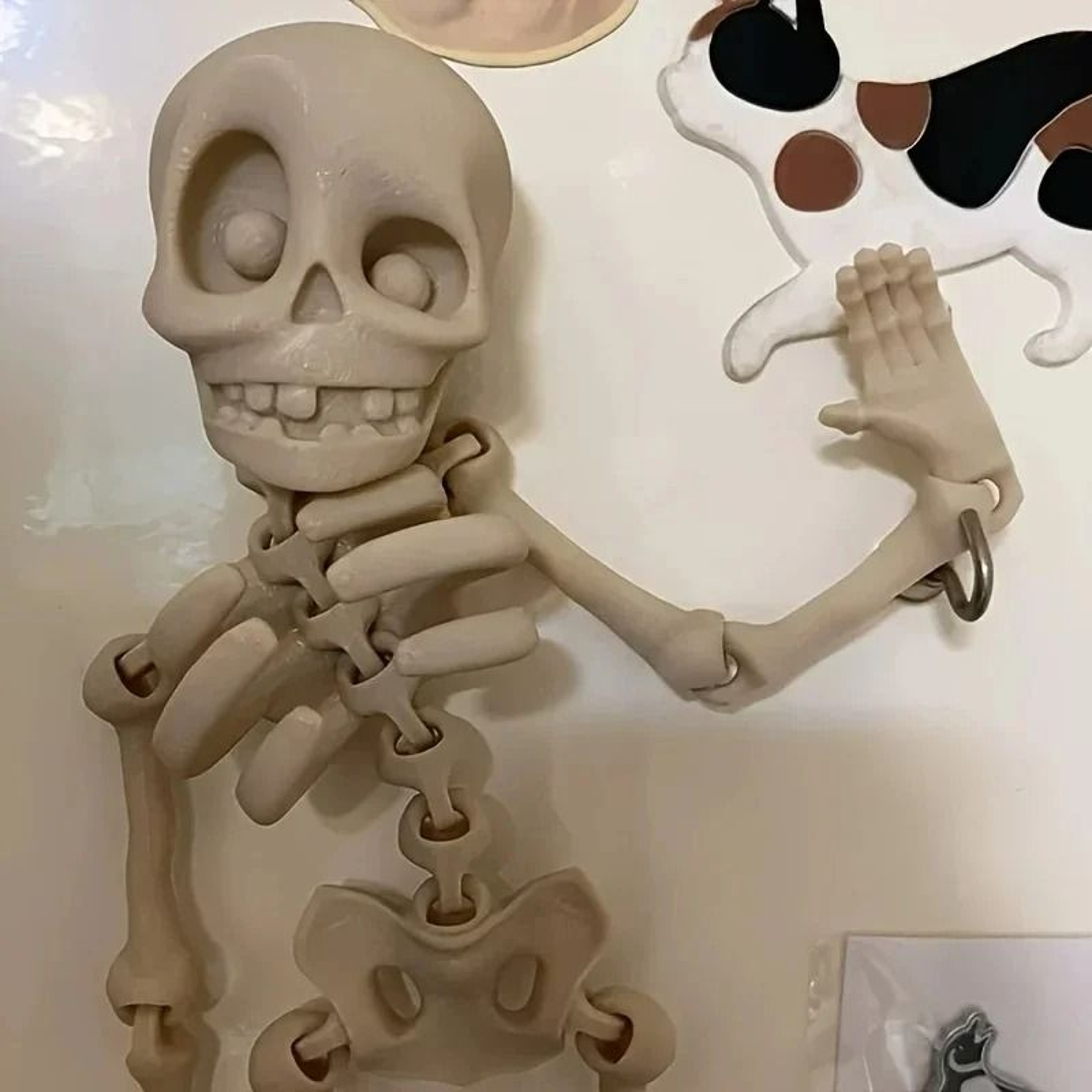 Magnetic Poseable Luminous Skull Fridge Magnet 3