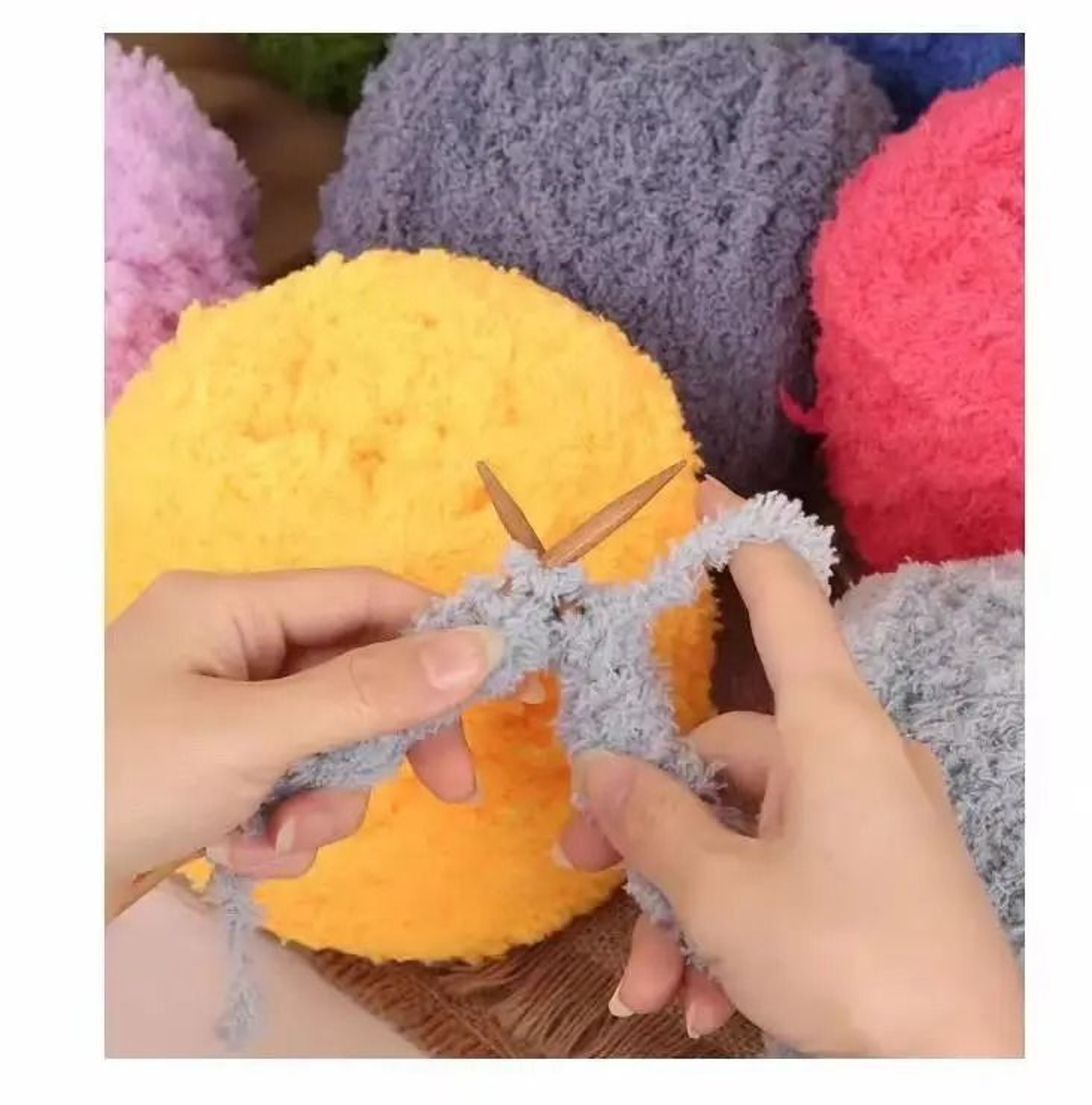Super Soft Velvet Chenille Yarn For Blankets Sweaters  Toys 4