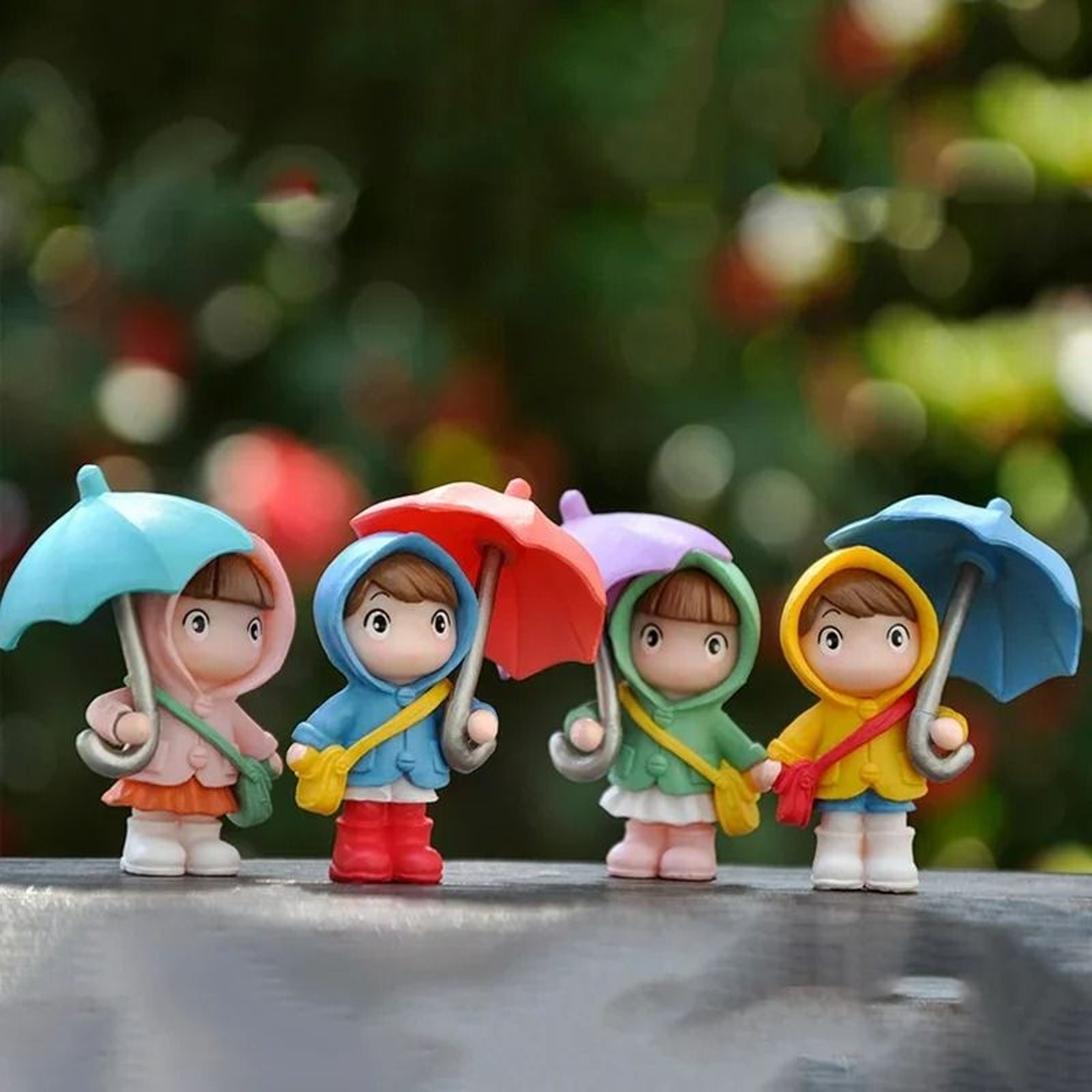 4Piece Cute Umbrella Couple Car Interior Figurine Set 5