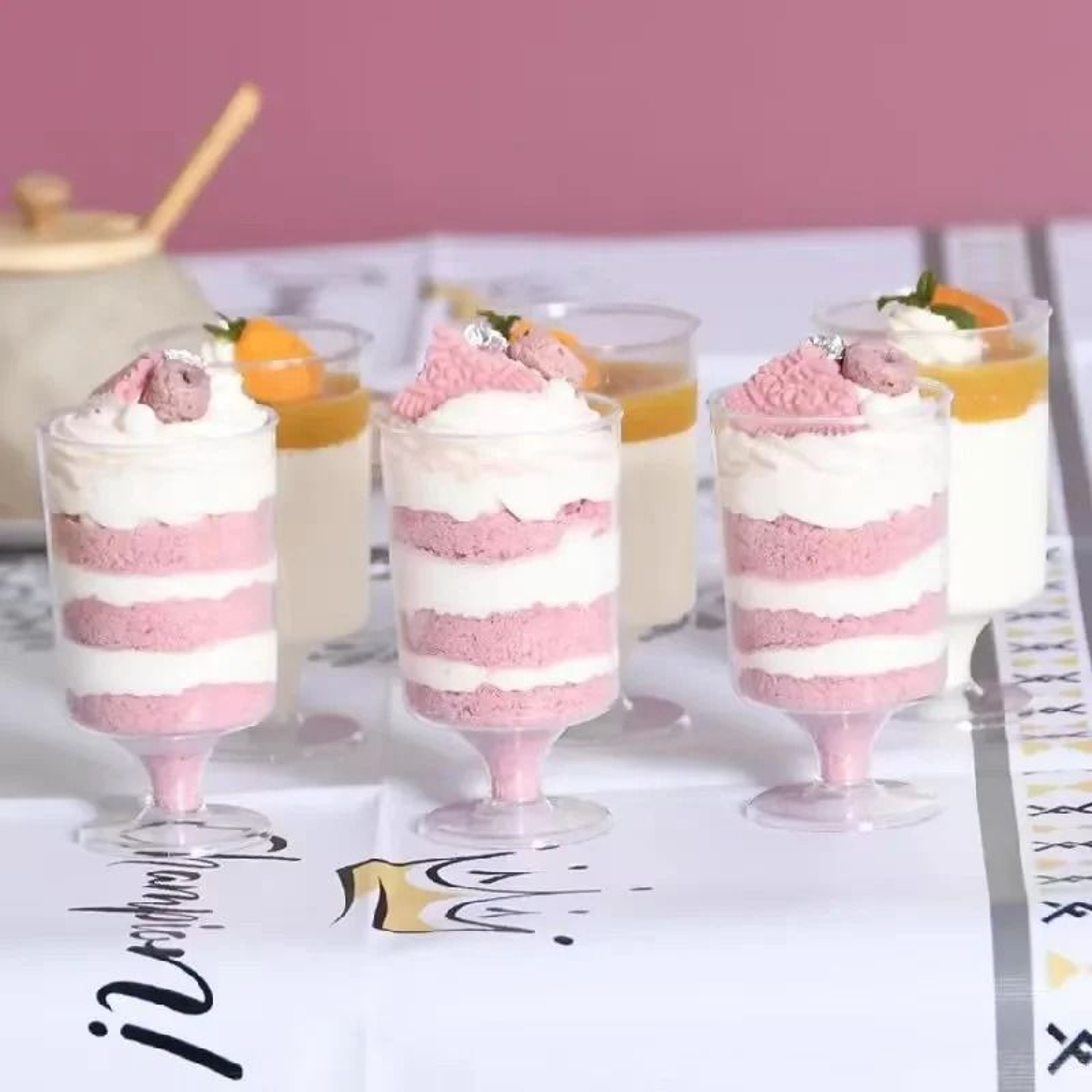 10Piece Disposable Clear Plastic Dessert Cups 4
